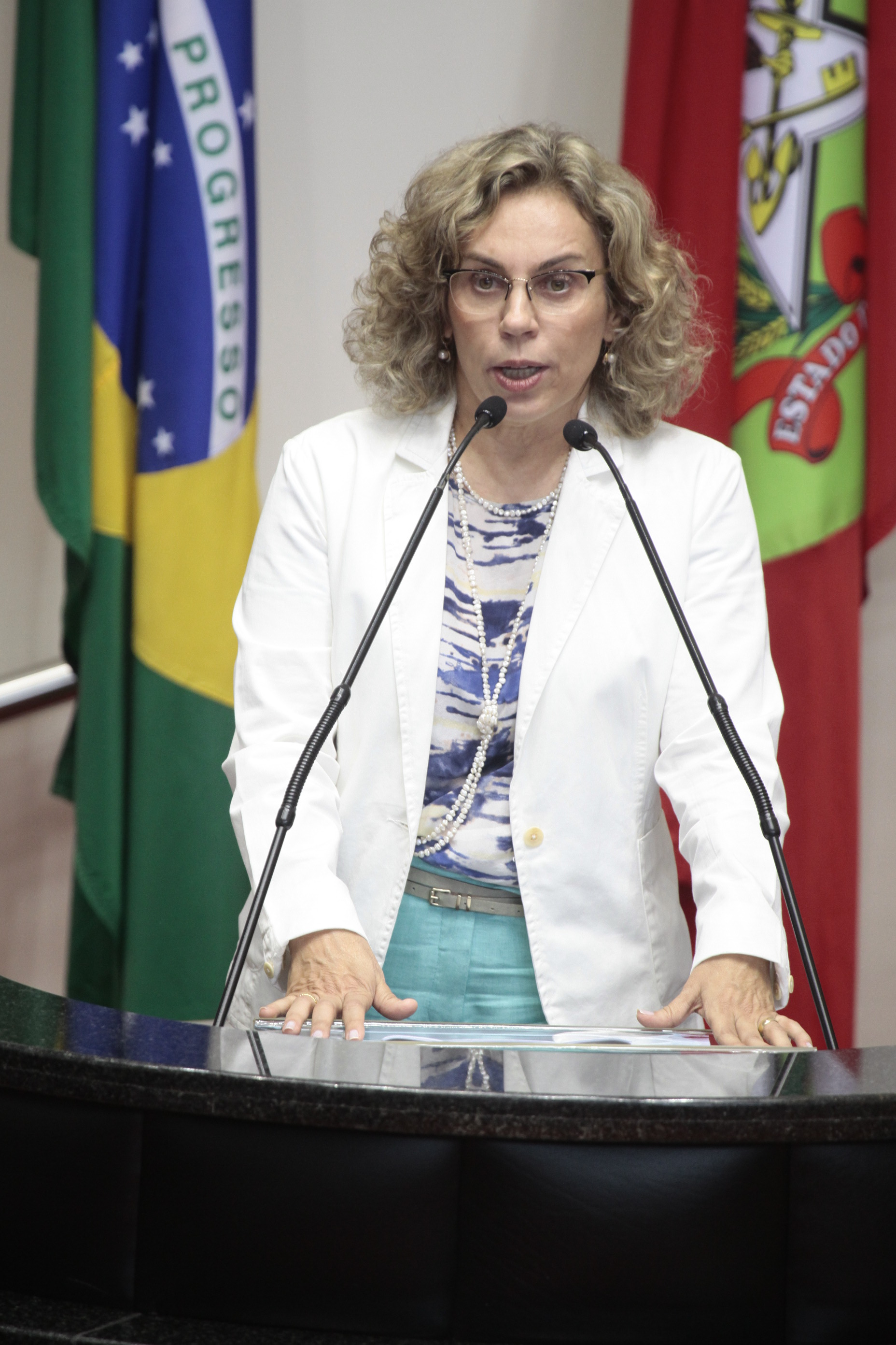Deputada Ana Paula Lima (PT)  - Sessão Ordinária - Plenário Osni Régis. Foto: Miriam Zomer/Agência AL