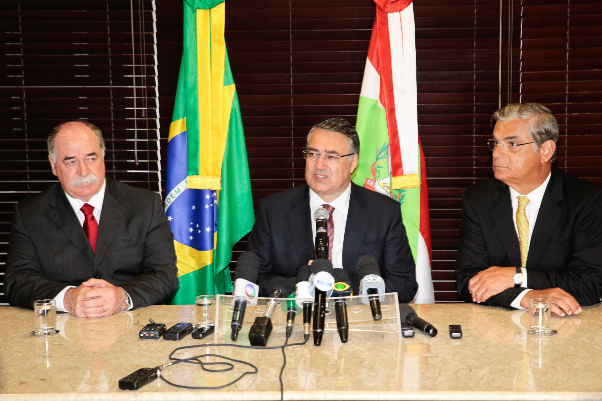 Em entrevista, Colombo promete melhoria do modelo de gestão em SC