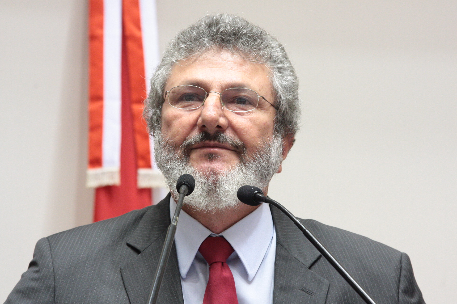 Sessão Ordinária - Plenário Osni Régis. Deputado Padre Pedro Baldissera (PT)   Foto: Eduardo Guedes de Oliveira / Agência AL