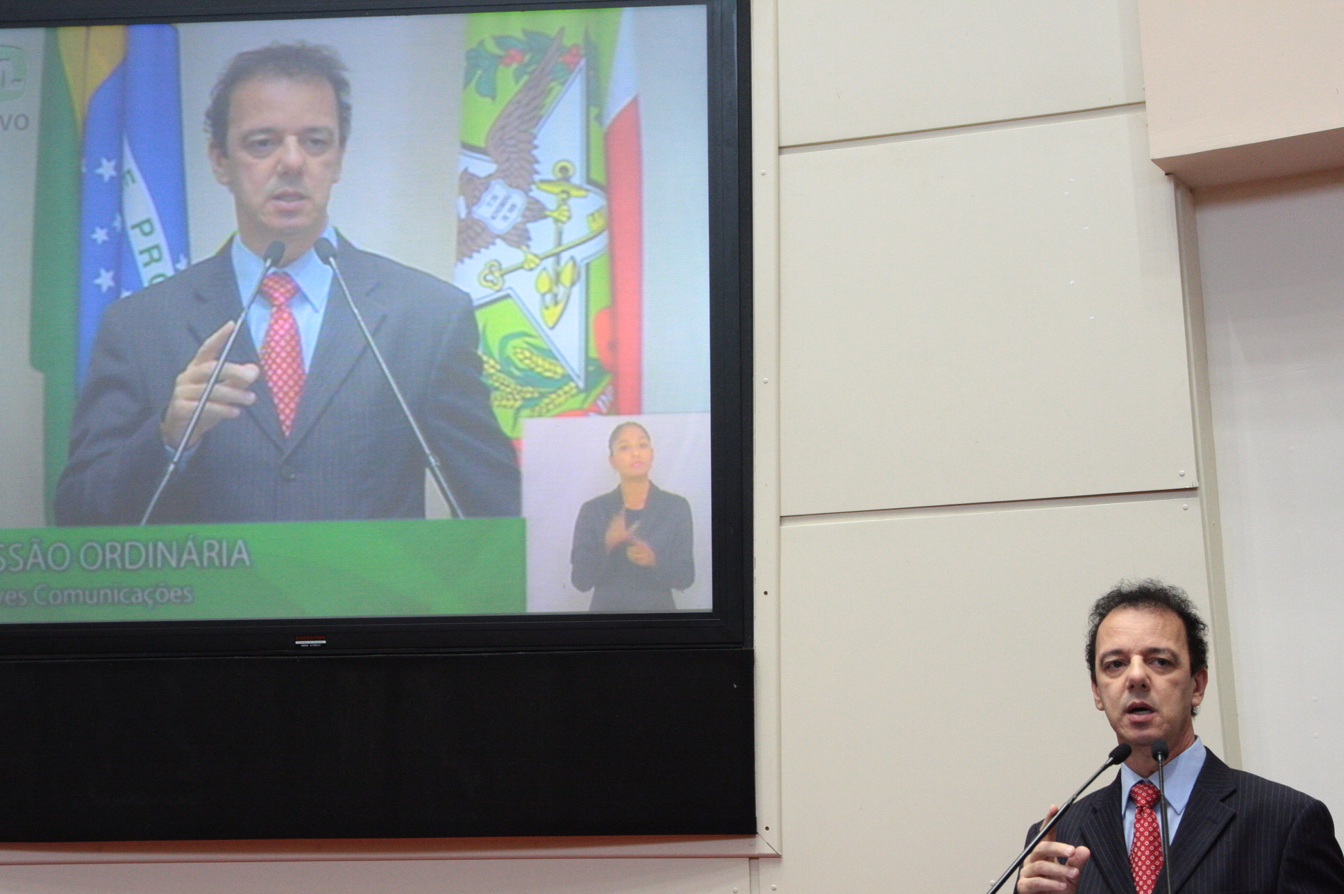 Sessão Ordinária - Plenário Osni Régis. Deputado Ismael dos Santos (PSD). Foto: Eduardo Guedes de Oliveira / Agência AL