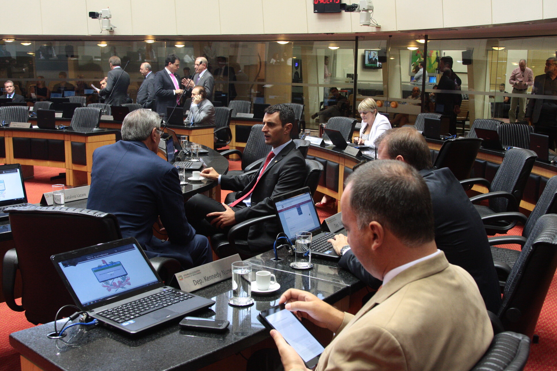 Segurança pública preocupa deputados na primeira sessão do ano