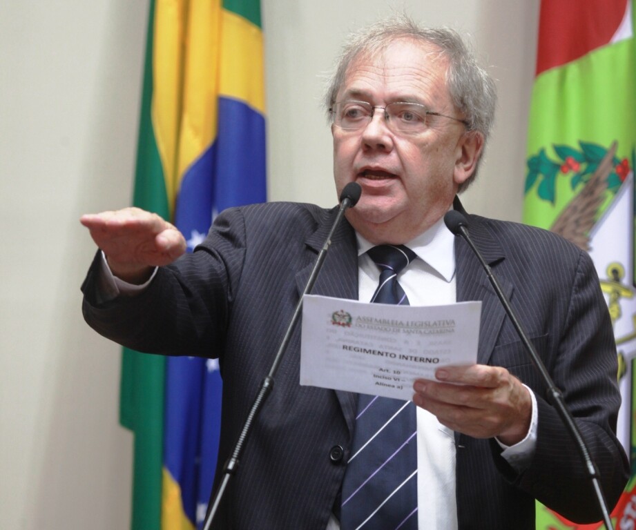 Coruja elege como desafio mobilizar assembleias para mudar a Constituição