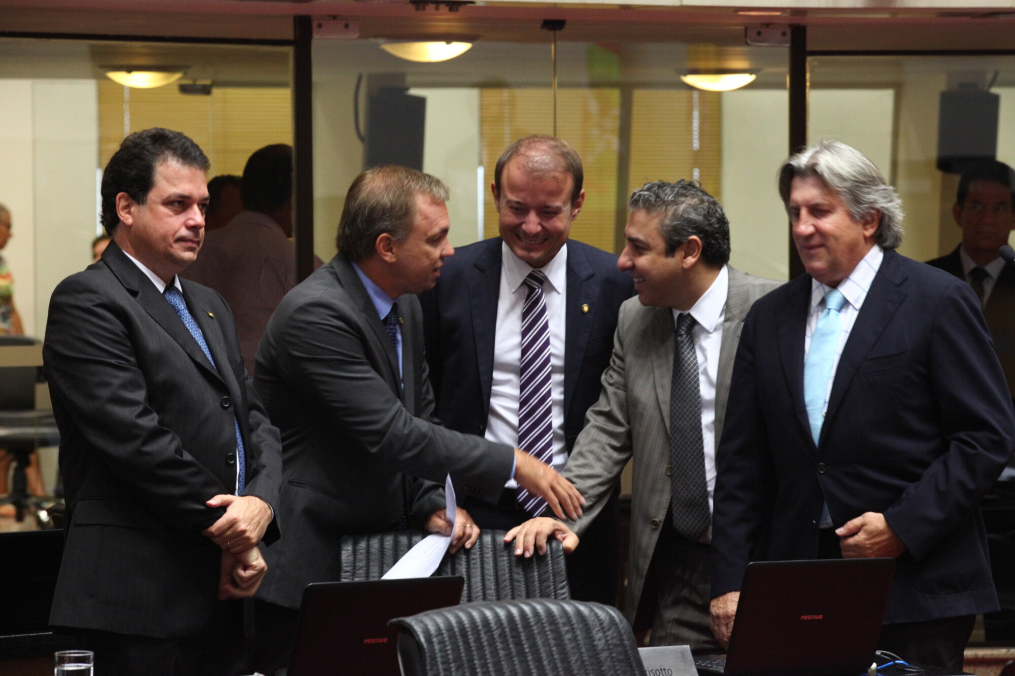 Plenário debate gestão e financiamento da saúde