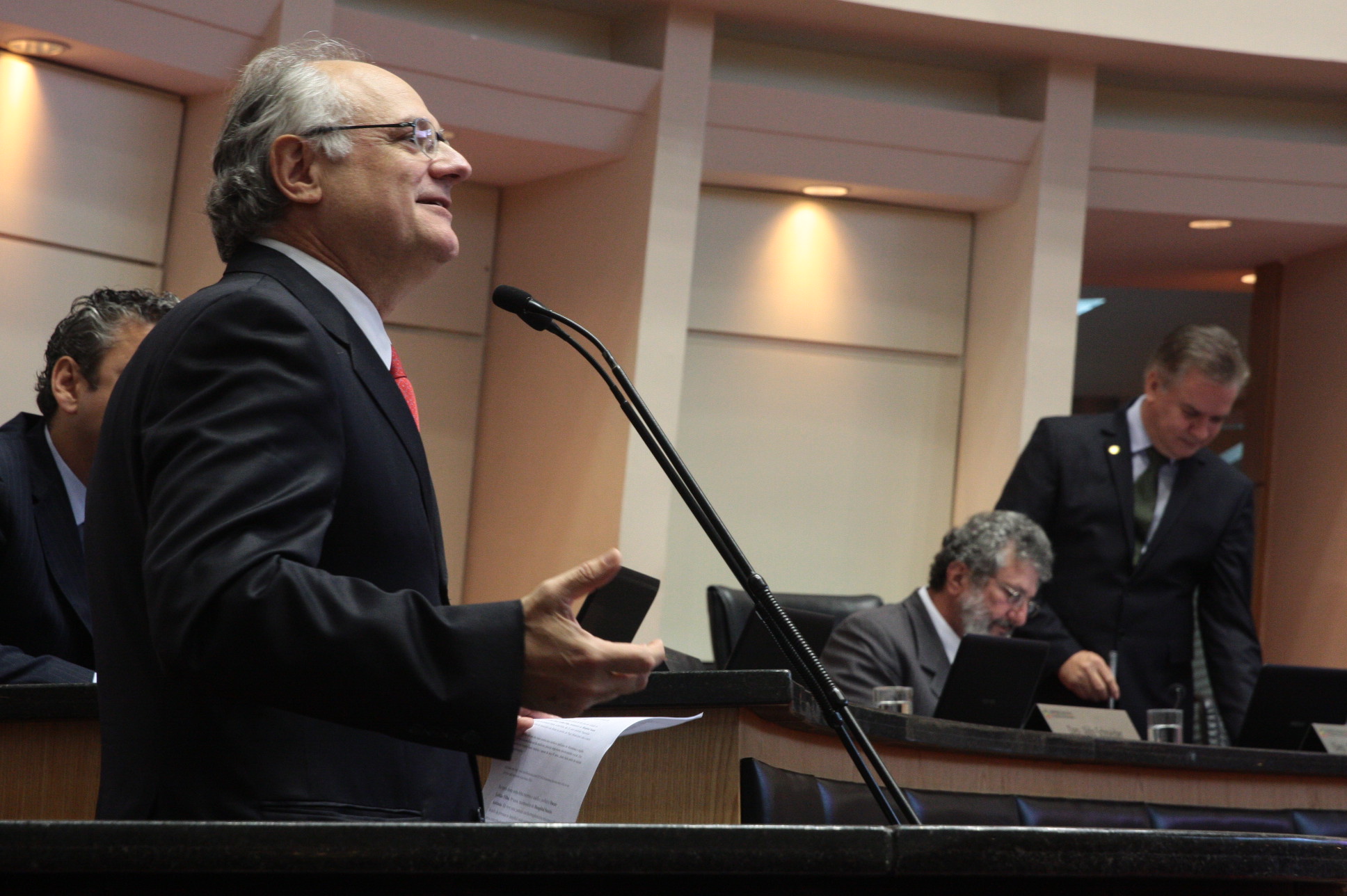 Sessão Ordinária - Plenário Osni Régis. Deputado Vicente Caropreso (PSDB) - Foto: Eduardo Guedes de Oliveira / Agência AL