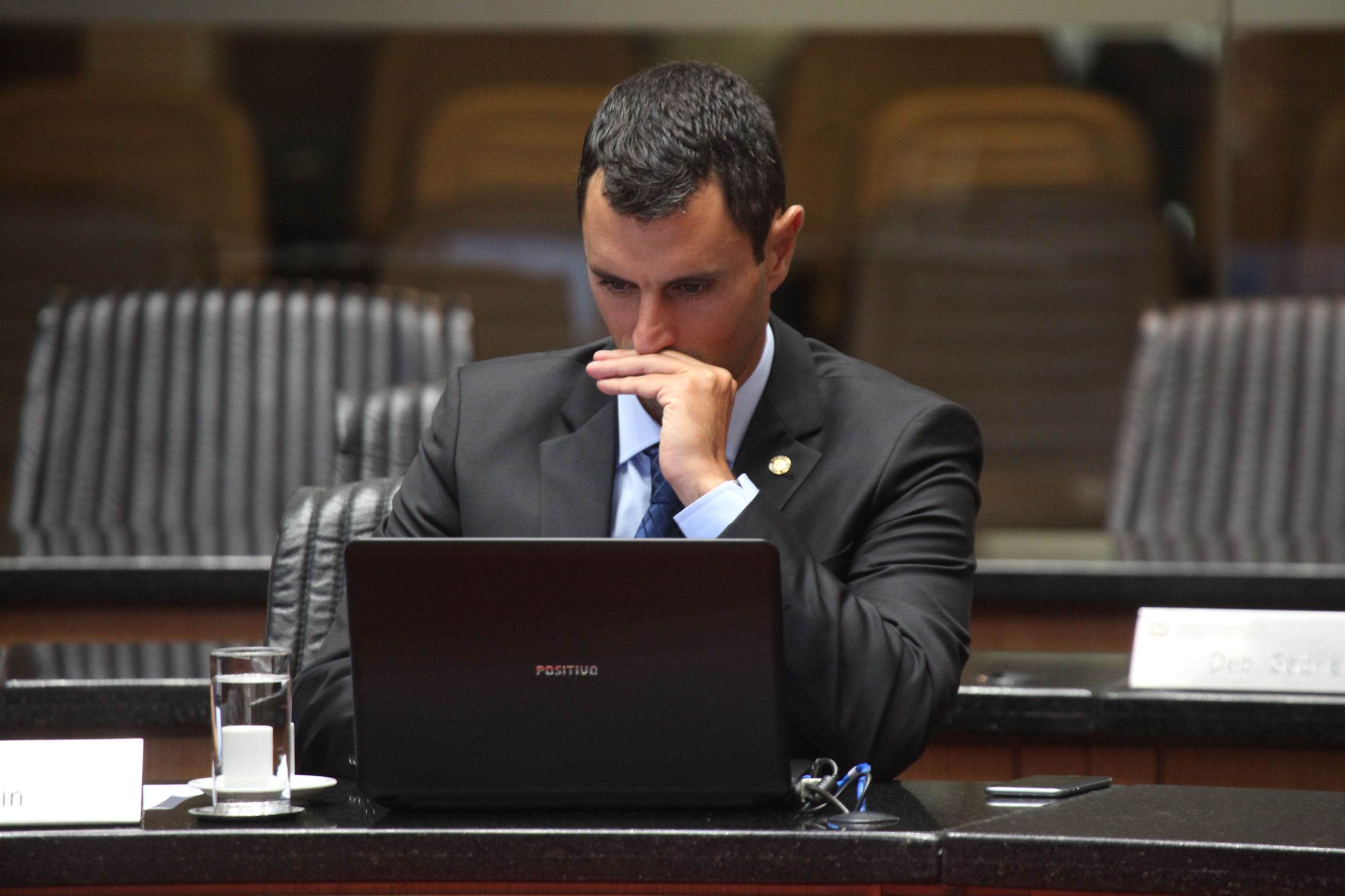 Deputado João Amin (PP). Sessão Ordinária. Foto: Fábio Queiroz / Agência AL