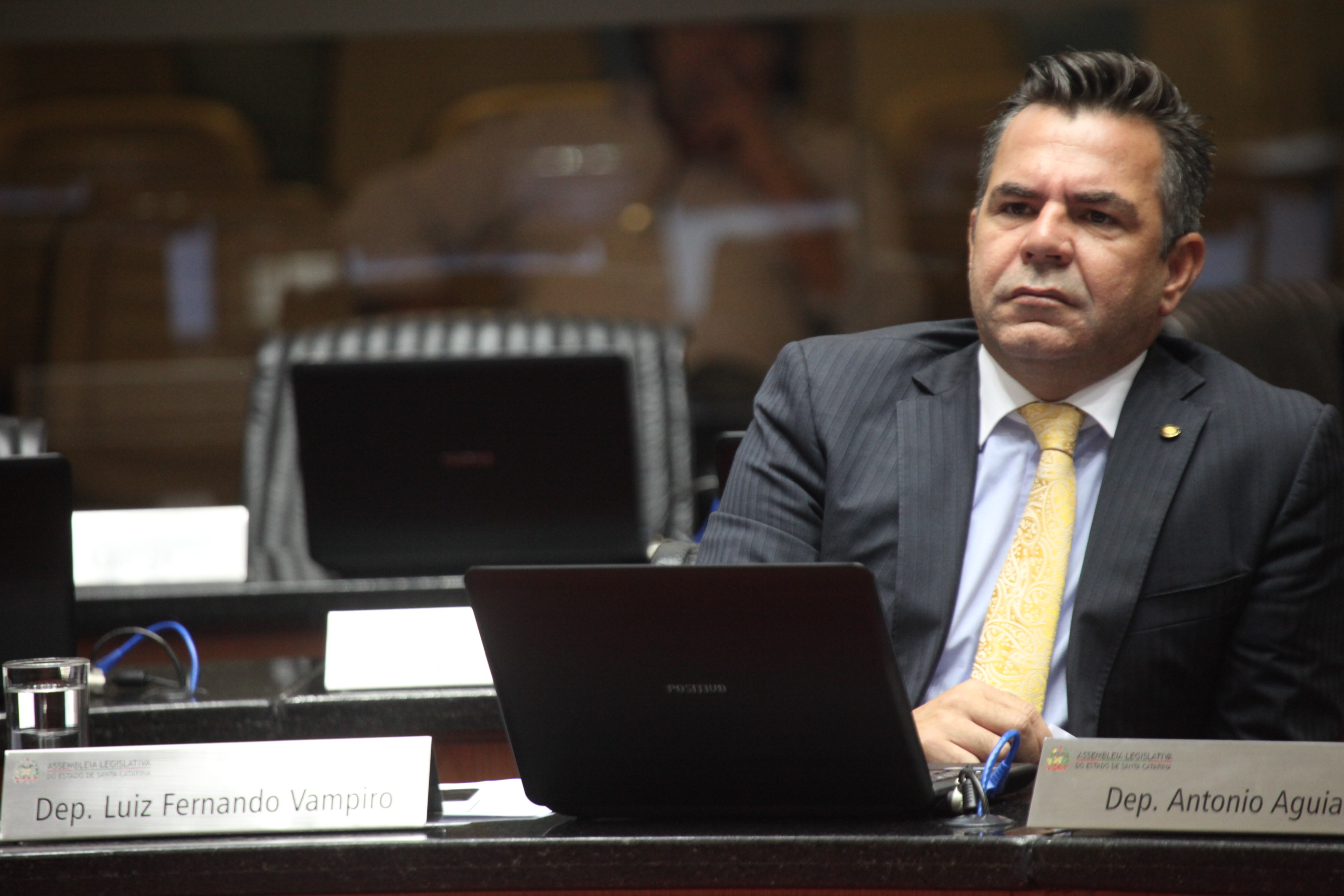 Deputado Luiz Fernando Vampiro (PMDB). Sessão Ordinária. Foto: Fábio Queiroz / Agência AL