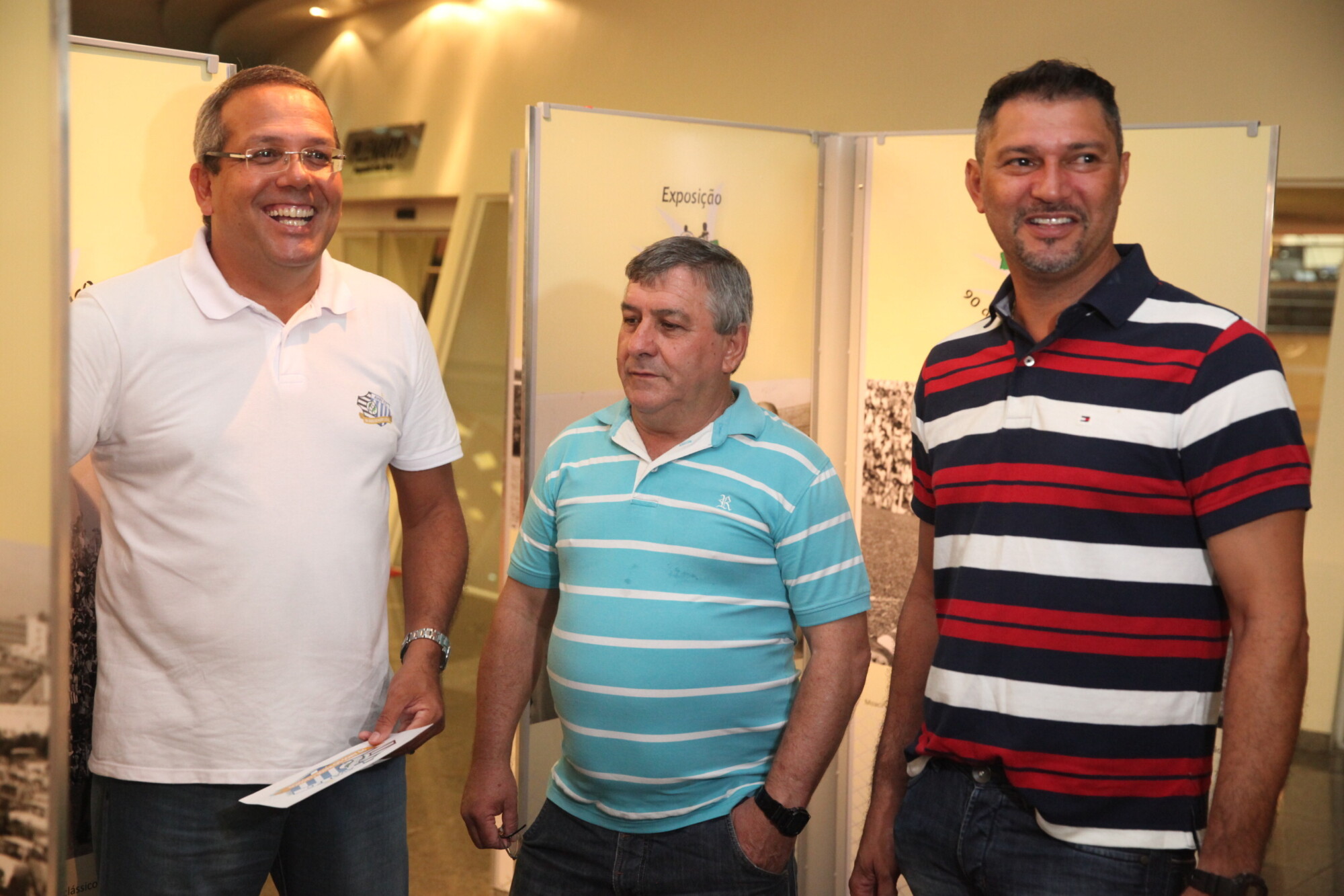 Assembleia sedia exposição sobre os 90 anos do clássico Figueirense x Avaí