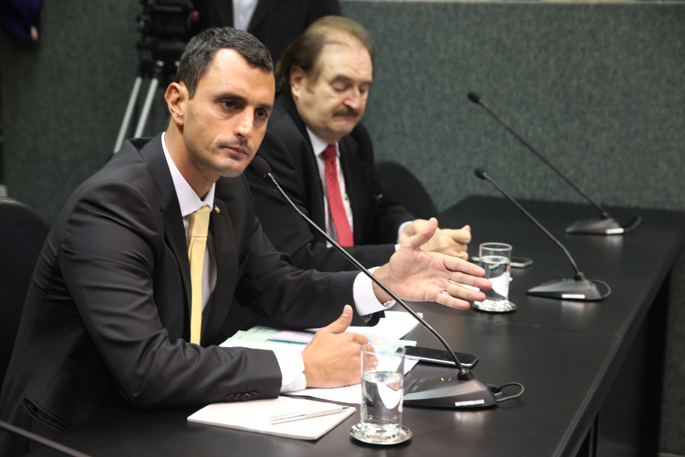 Reunião da Comissão de Constituição e Justiça. Foto: Fábio Queiroz / Agência AL