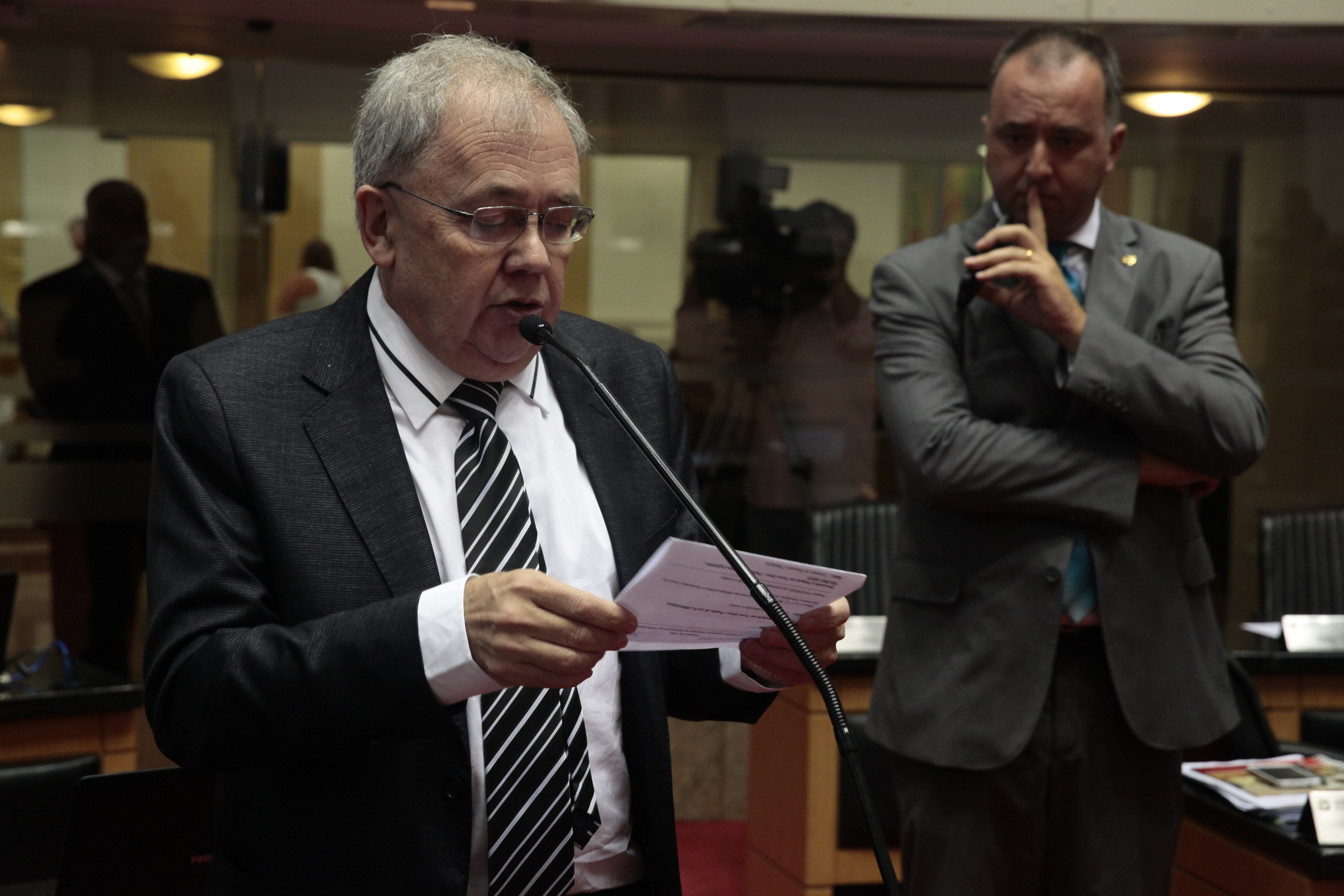 Sessão Ordinária - Plenário Osni Régis. Deputado Fernando Coruja (PMDB)  Foto: Eduardo Guedes de Oliveira / Agência AL
