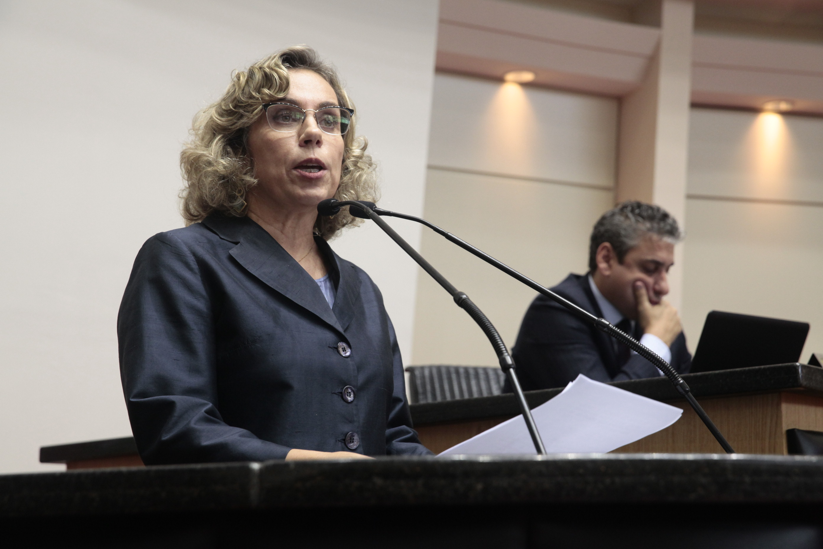 Sessão Ordinária - Plenário Osni Regis. Deputada Ana Paula Lima (PT)  Foto: Eduardo Guedes de Oliveira / Agência AL