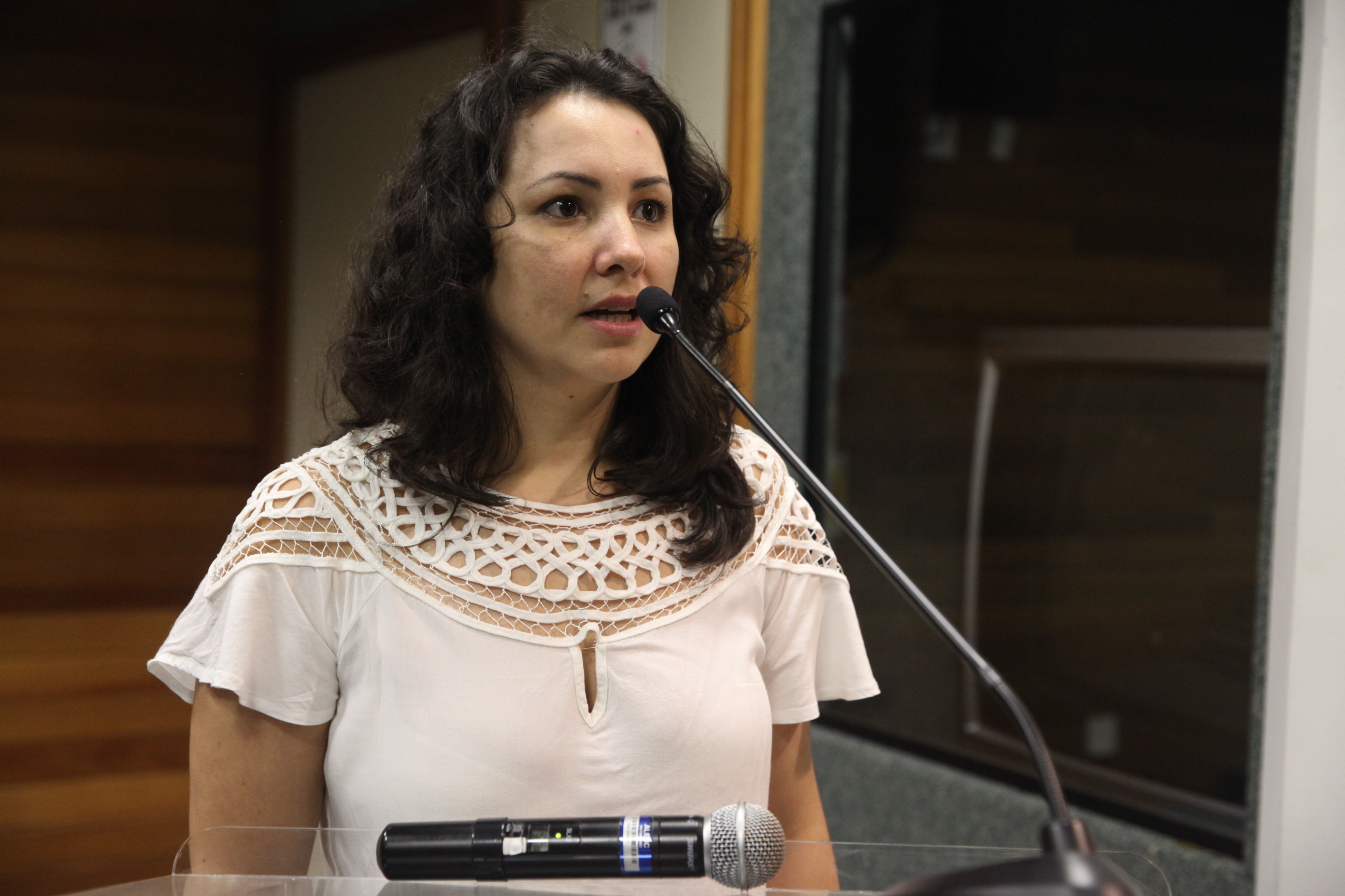 Comissão de Educação. Assistente Educacional Joselane Laureano da Silva. Foto: Fábio Queiroz / Agência AL