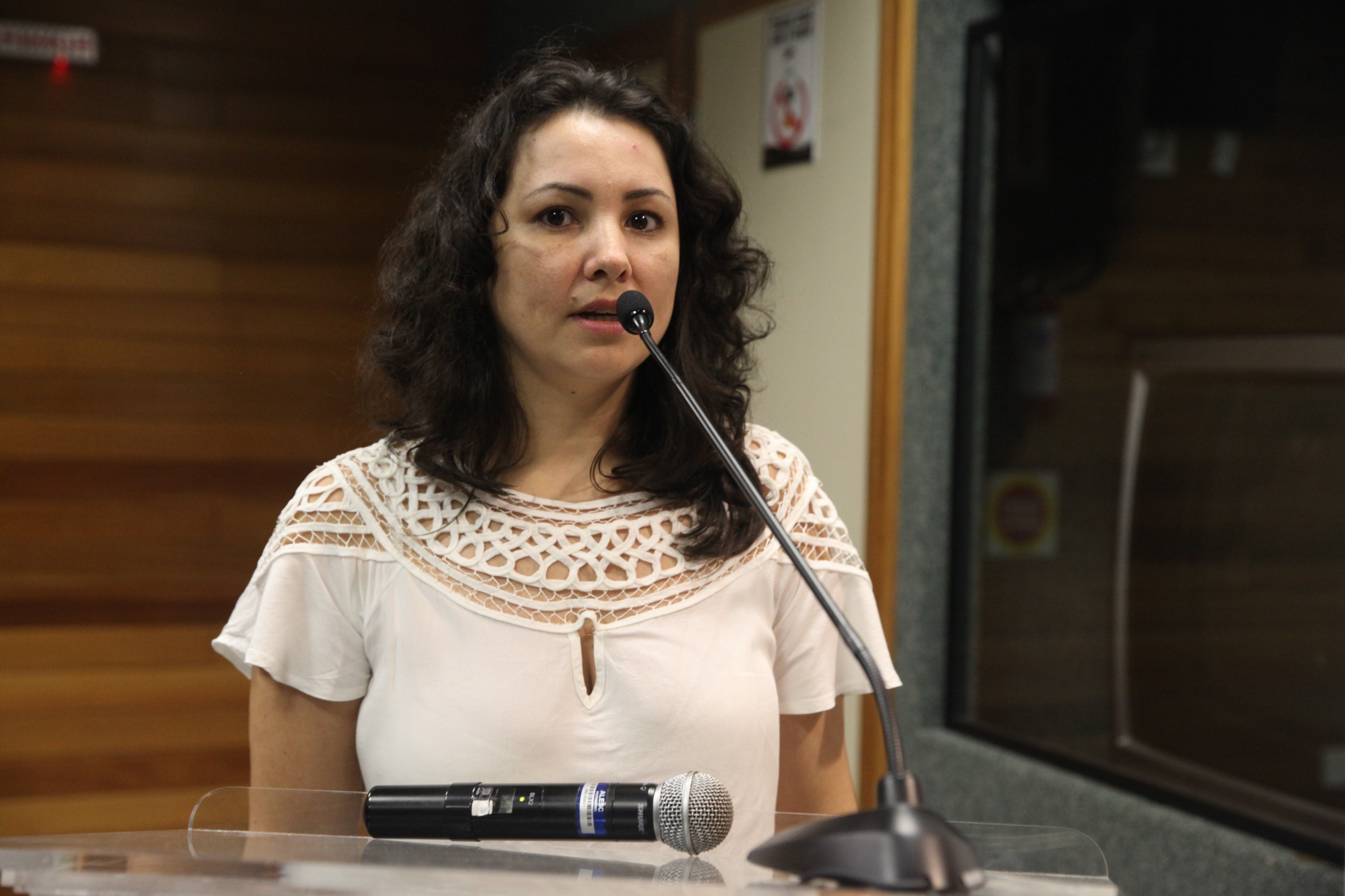 Comissão de Educação. Assistente Educacional Joselane Laureano da Silva. Foto: Fábio Queiroz / Agência AL