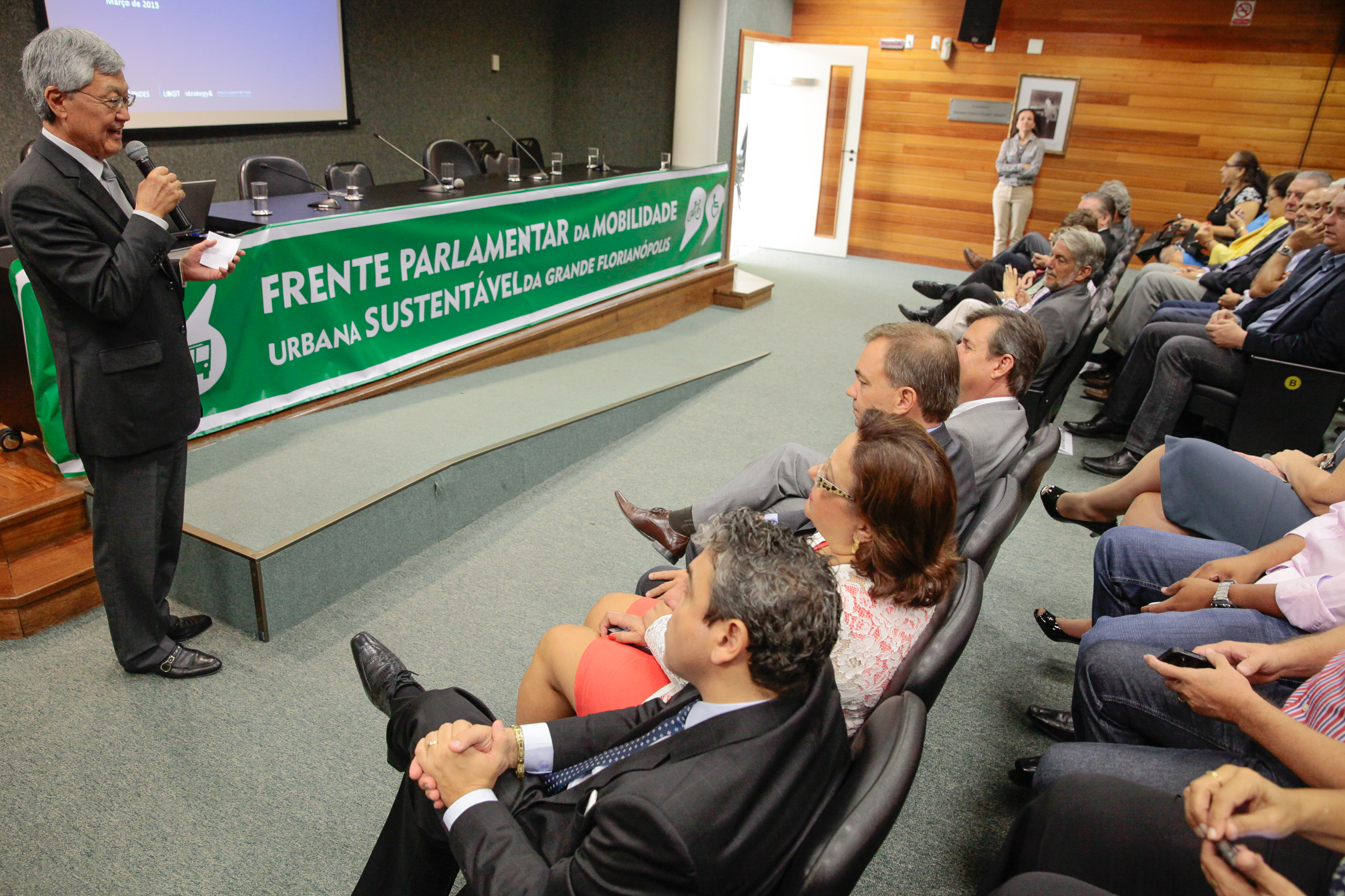 Ex-prefeito de Curitiba, Cássio Taniguchi. Lançamento da Frente Parlamentar da Mobilidade Sustentável da Grande Florianópolis. Foto: Miriam Zomer/Agência AL