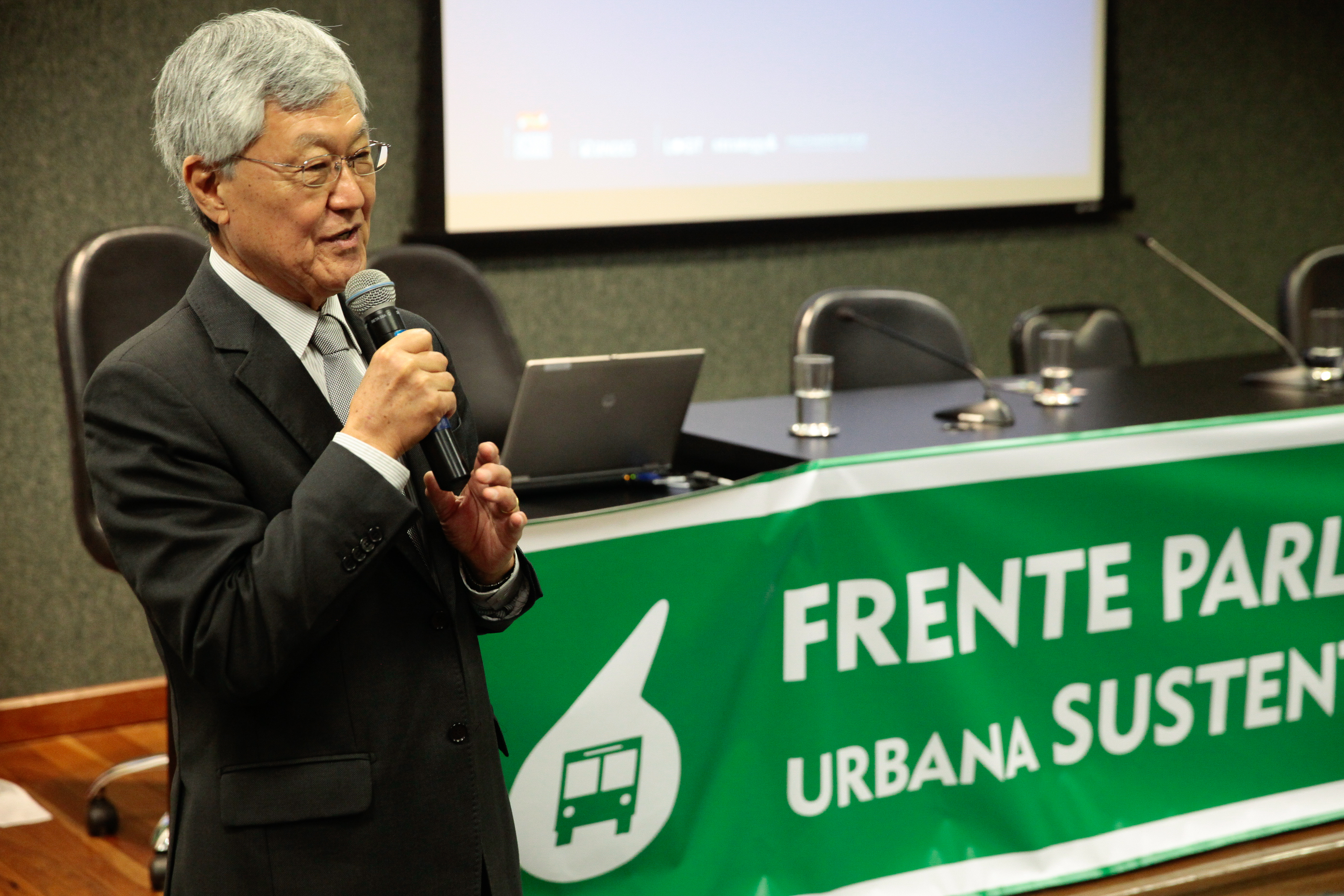 Ex-prefeito de Curitiba, Cássio Taniguchi. Lançamento da Frente Parlamentar da Mobilidade Sustentável da Grande Florianópolis. Foto: Miriam Zomer/Agência AL