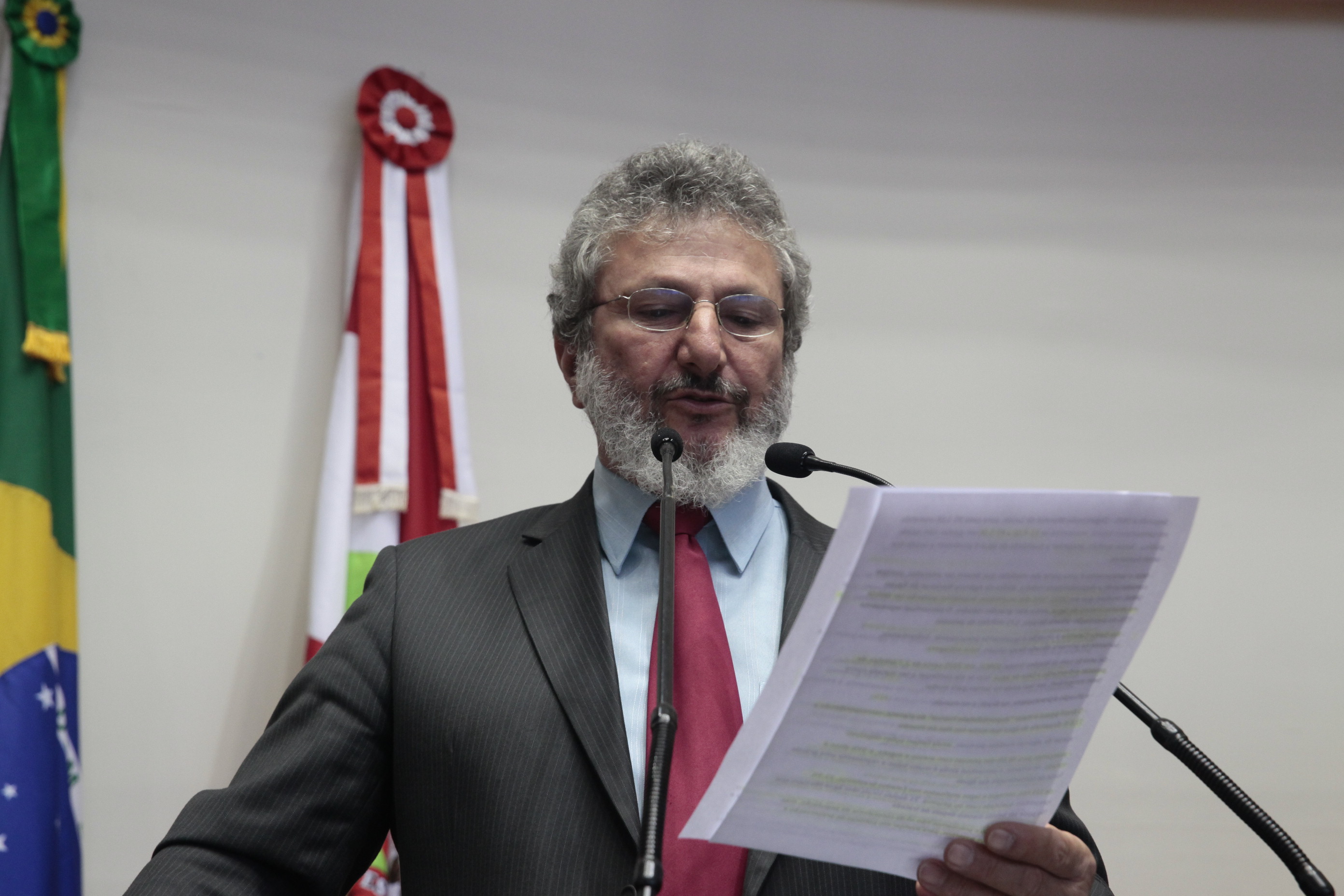 Deputado Padre Pedro Baldissera (PT)  Sessão Ordinária - Plenário Osni Régis. Foto: Eduardo Guedes de Oliveira / Agência AL