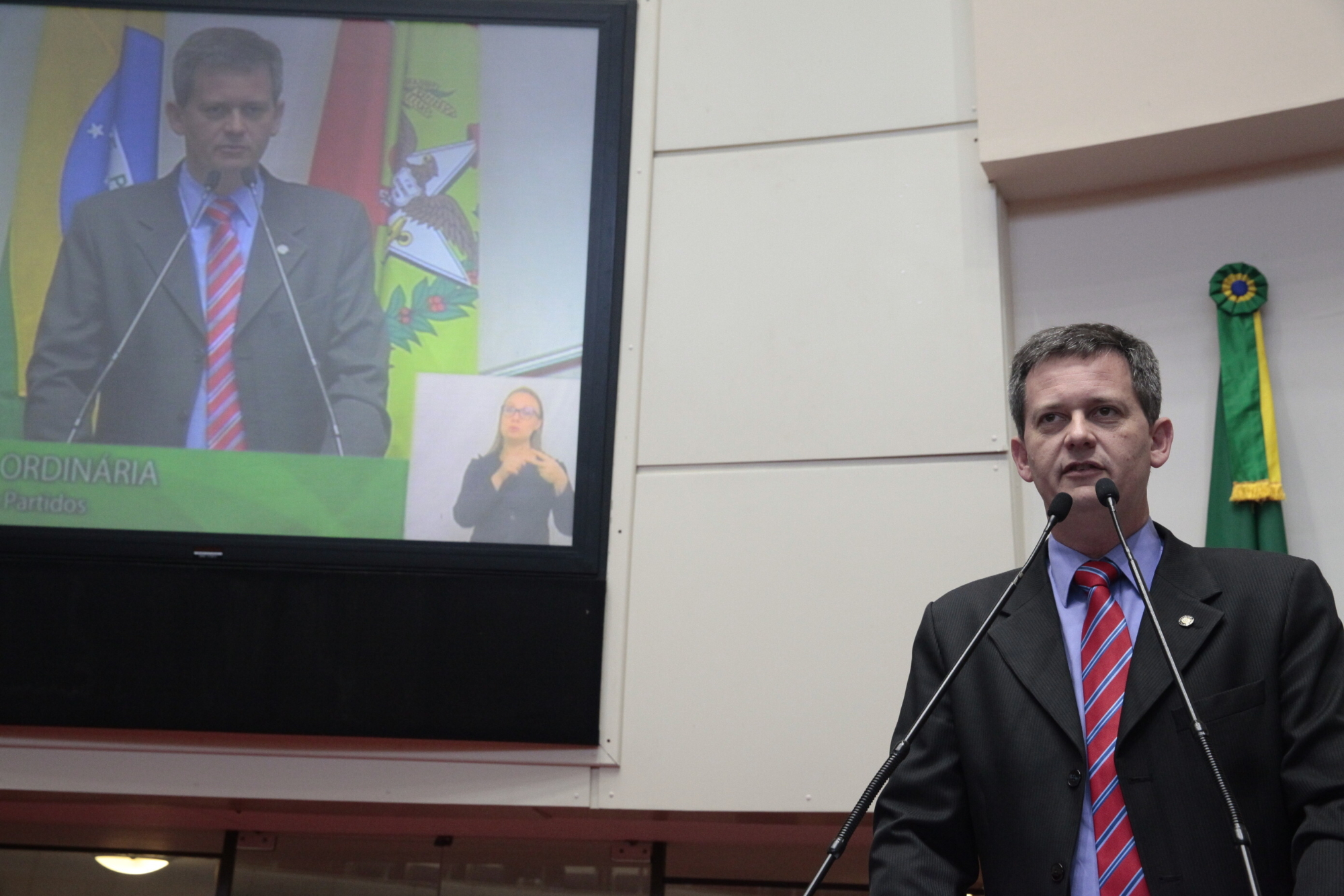Deputado propõe criação de duas novas Frentes Parlamentares