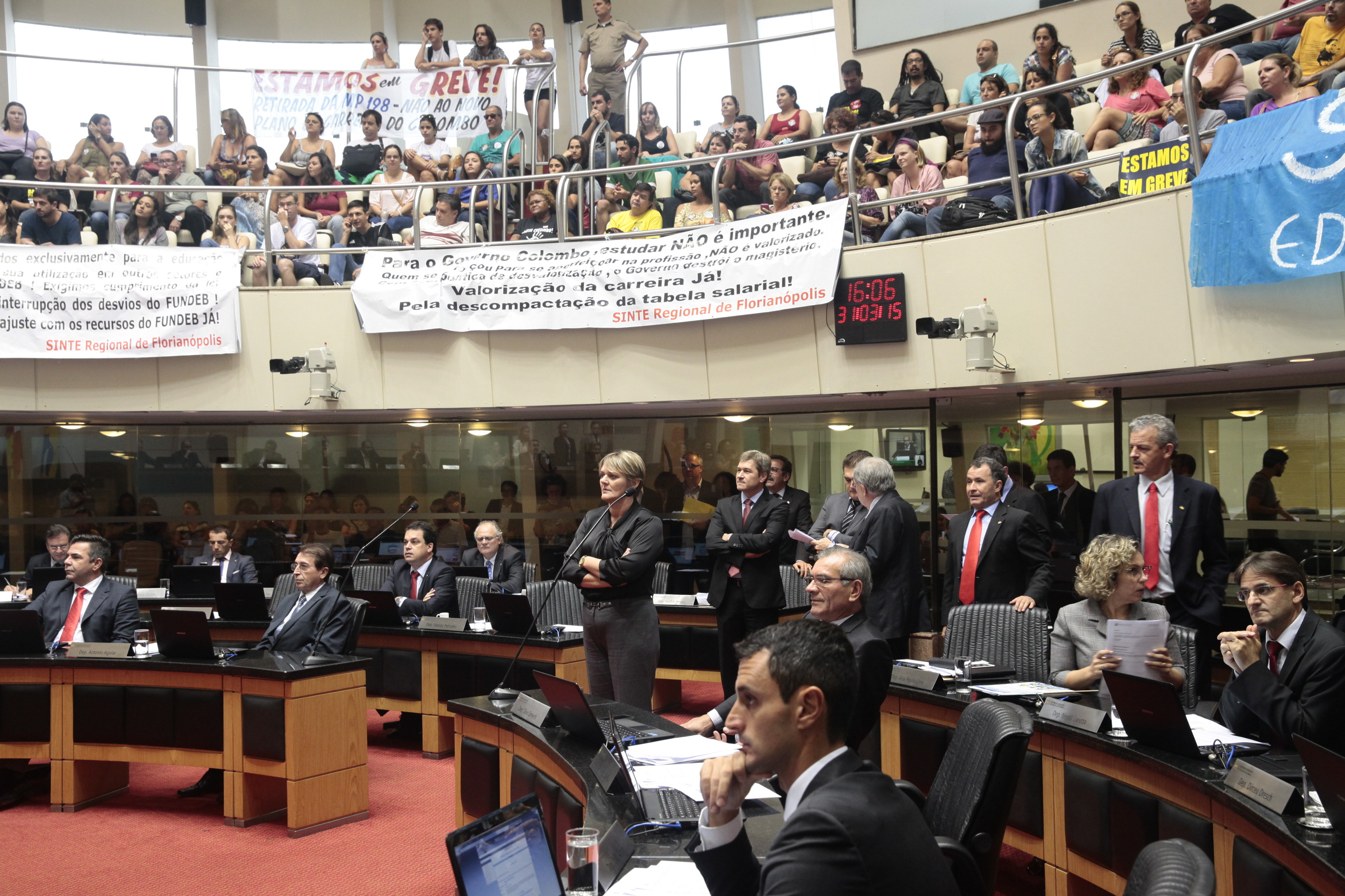 Sessão Ordinária - Plenário Osni Régis. Foto: Eduardo Guedes de Oliveira / Agência AL
