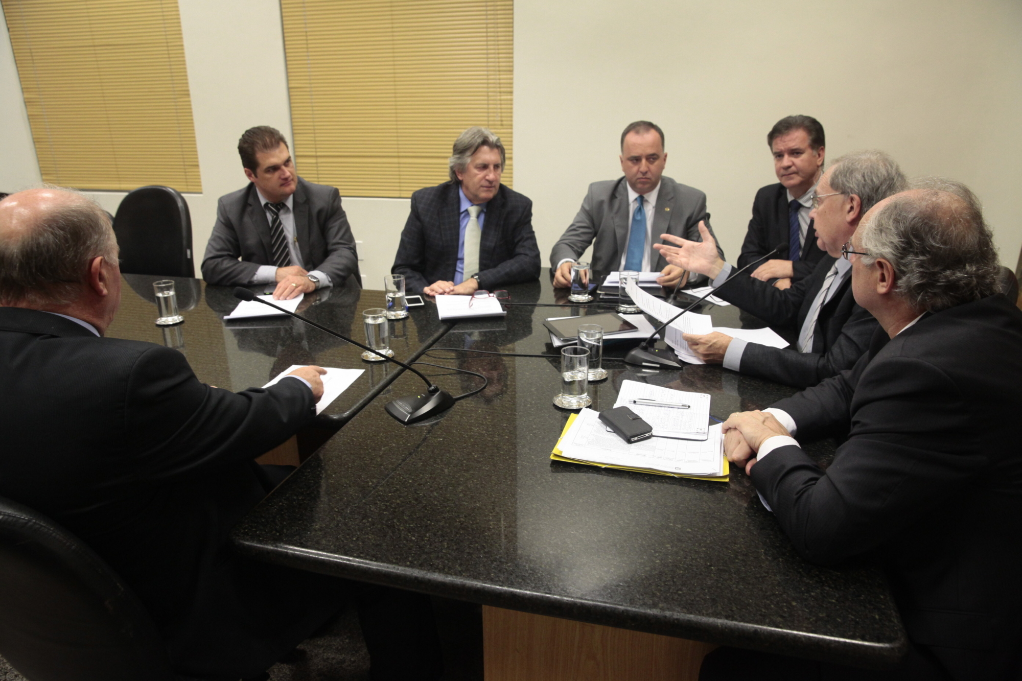 Fórum prepara cinco propostas para revisão do Pacto Federativo