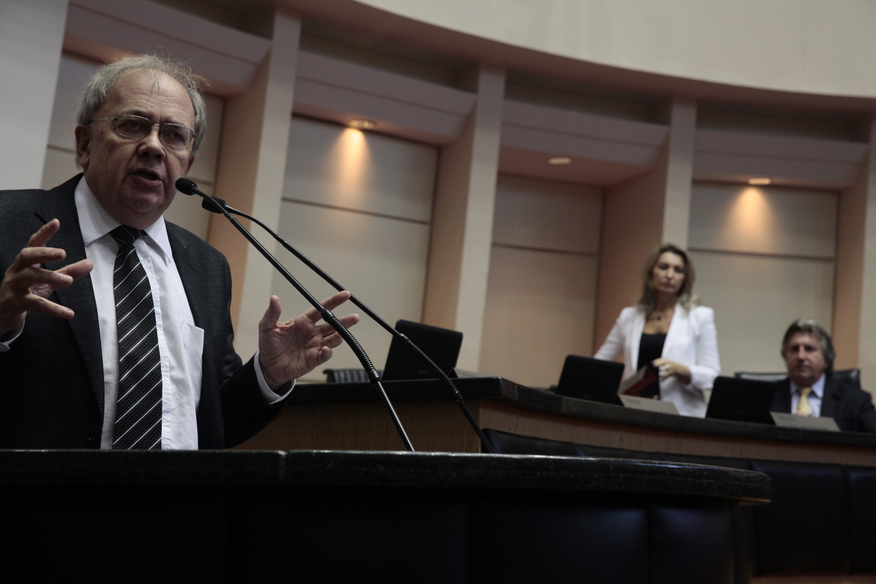 Deputado Fernando Coruja (PMDB) - Sessão Ordinária. Foto: Eduardo Guedes de Oliveira / Agência AL