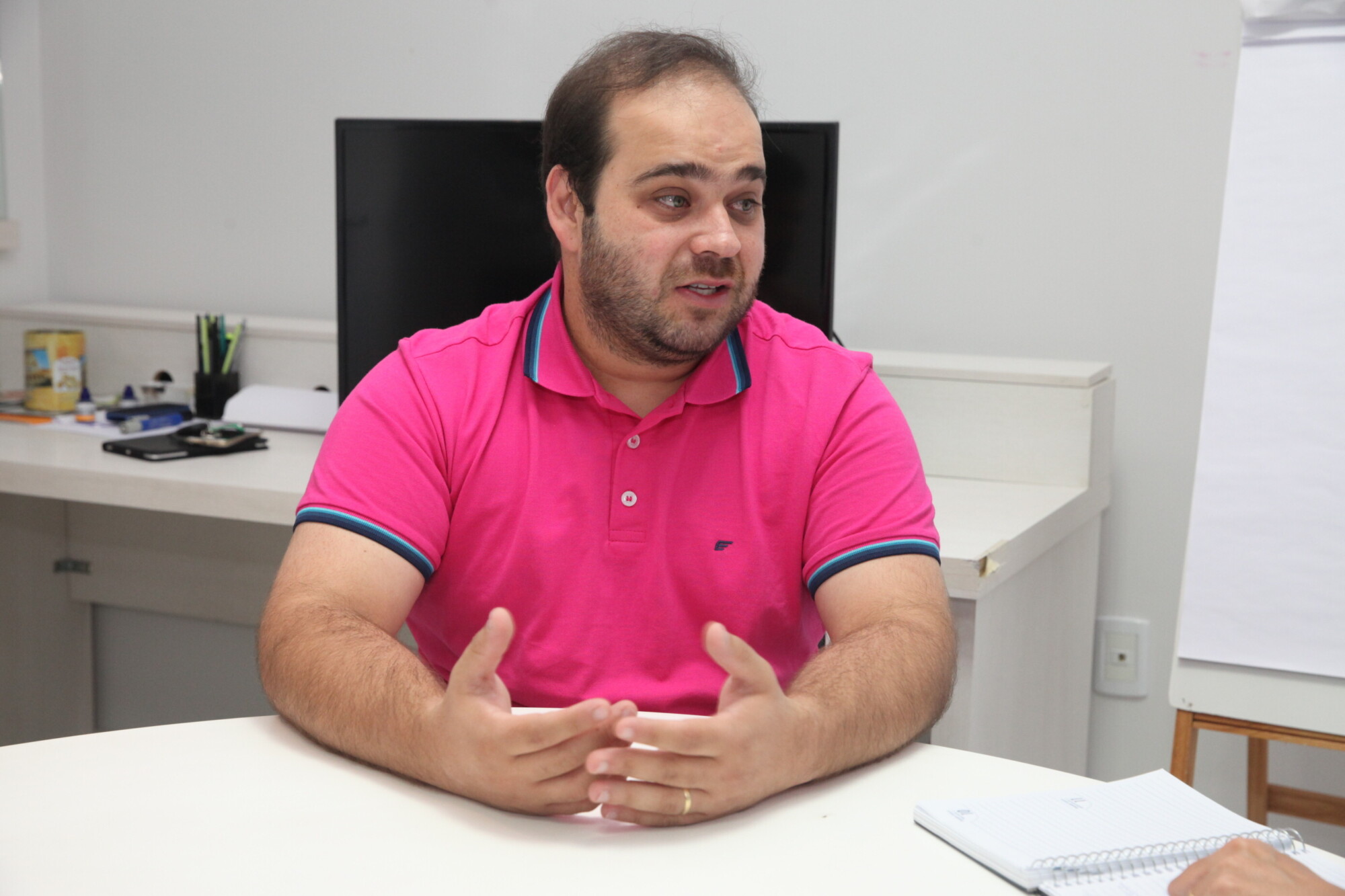 Terapeuta ocupacional Régis Nepomuceno. FOTO: Fábio Queiroz/Agência AL