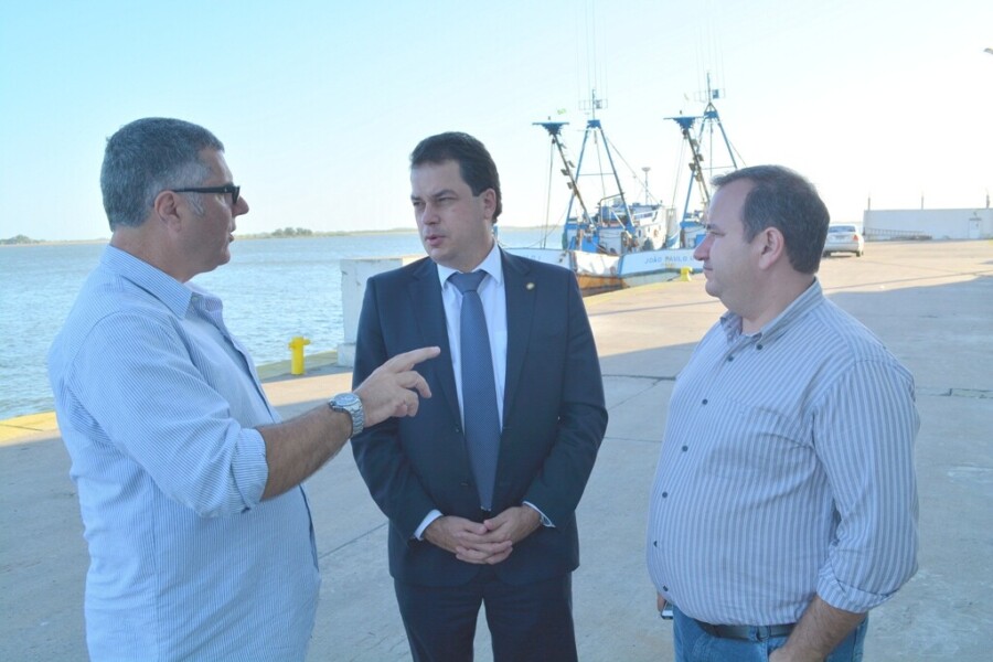Deputado Rodrigo Minotto e dirigentes do Terminal Pesqueiro de Laguna