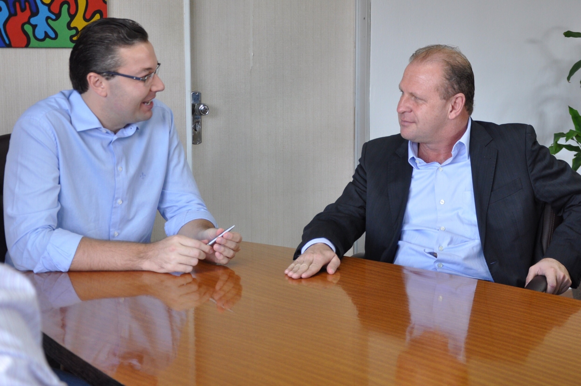 Merísio faz visita protocolar à cidade de Blumenau