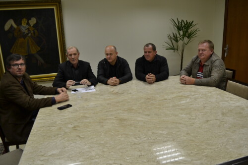 Deputado Rodrigo Minotto e secretário de Saúde visitam Pronto Atendimento