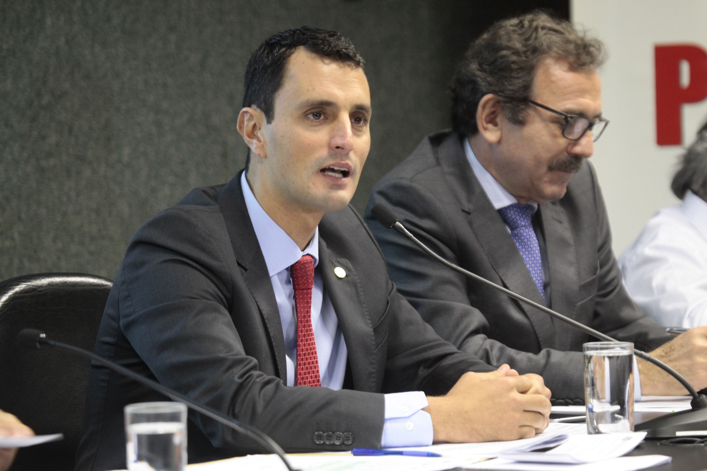 Deputado João Amin (PP) na Comissão de Transportes - Projeto de Revitalização da Rodovia Antonio Heil. foto: Humberto Gesser | Agencia AL