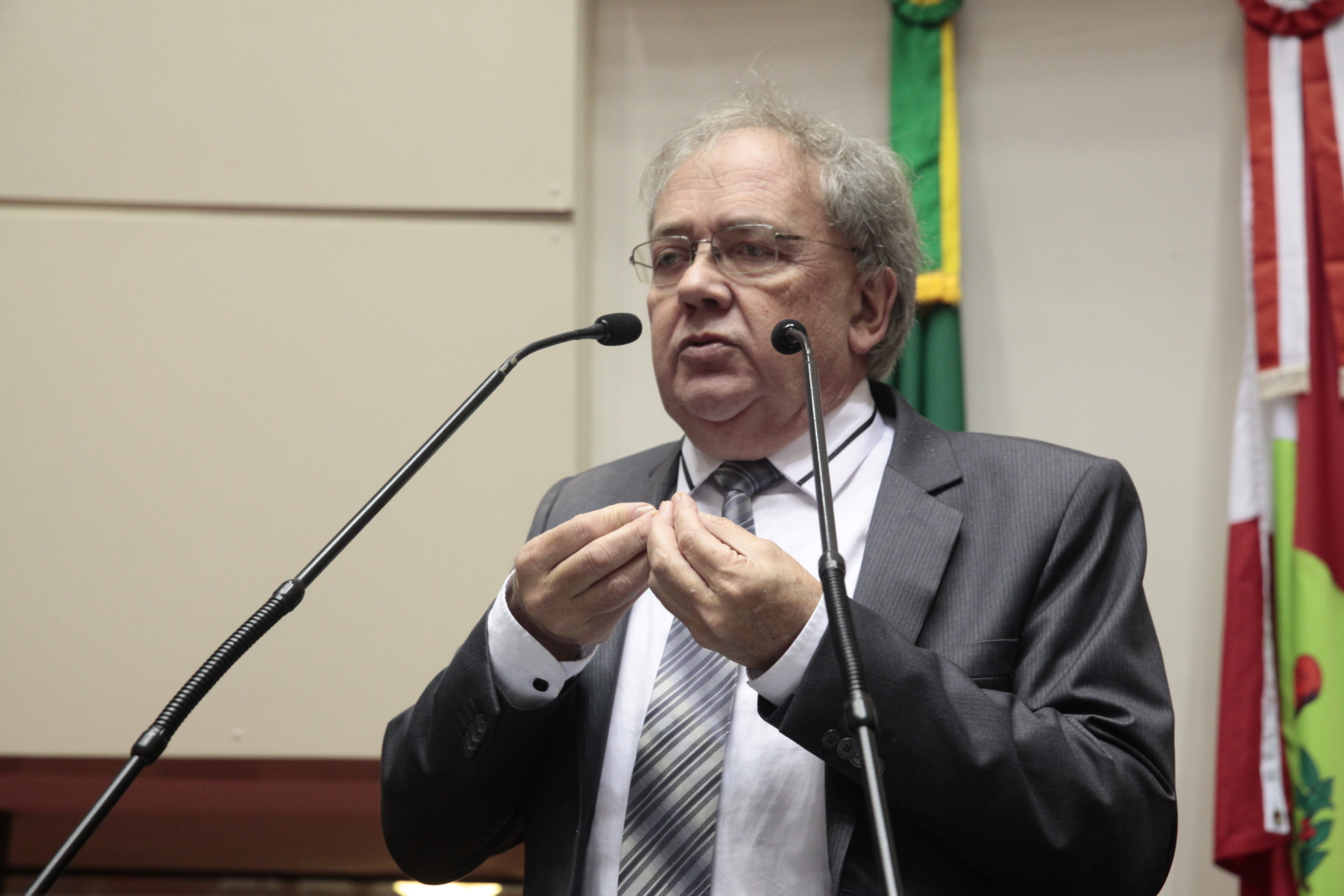 Deputado Fernando Coruja (PMDB) - Sessão Ordinária - Plenário Osni Régis. Foto: Eduardo Guedes de Oliveira / Agência AL