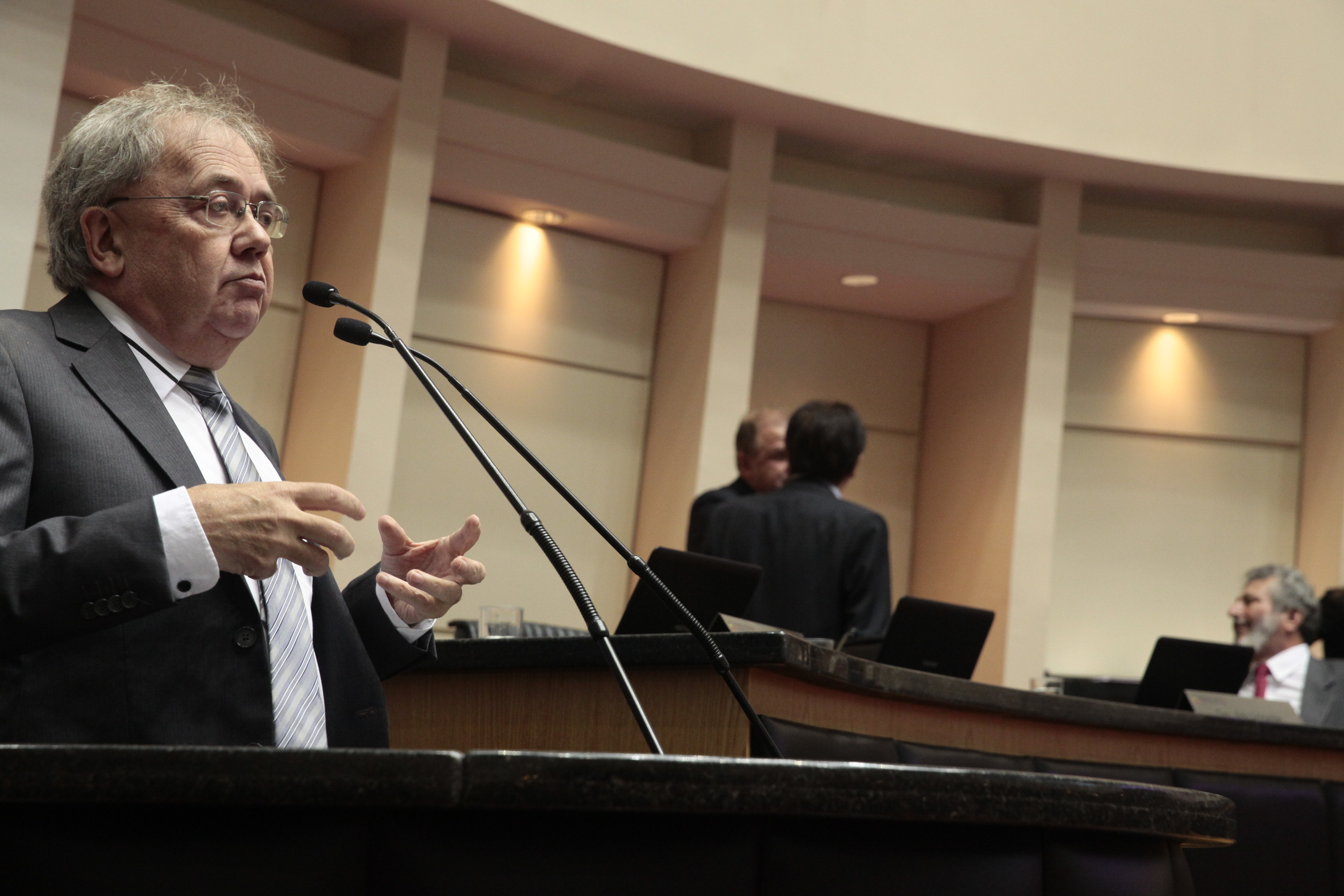 Deputado Fernando Coruja (PMDB) - Sessão Ordinária - Plenário Osni Régis. Foto: Eduardo Guedes de Oliveira / Agência AL