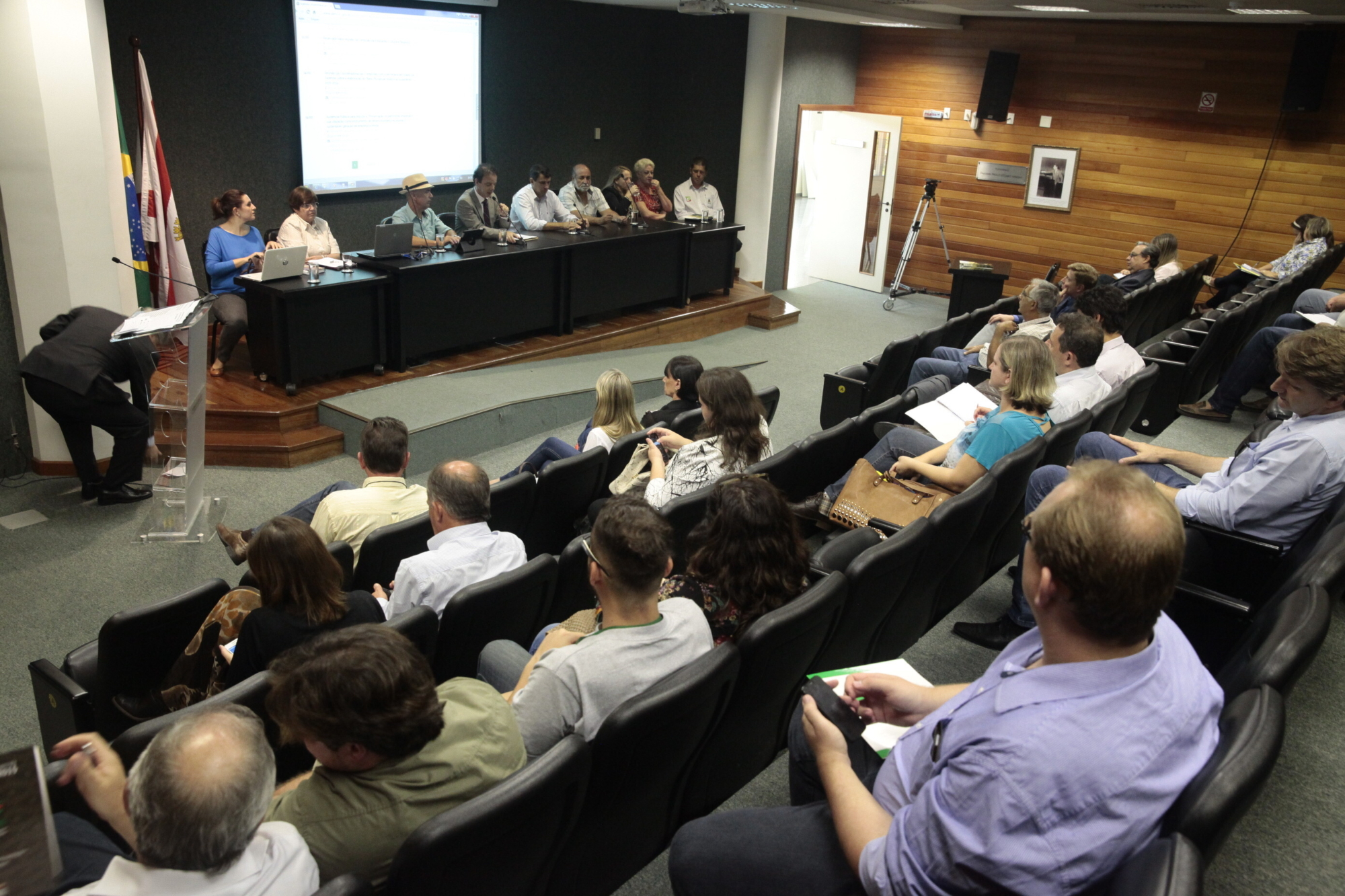 Assembleia debate preservação do patrimônio imaterial