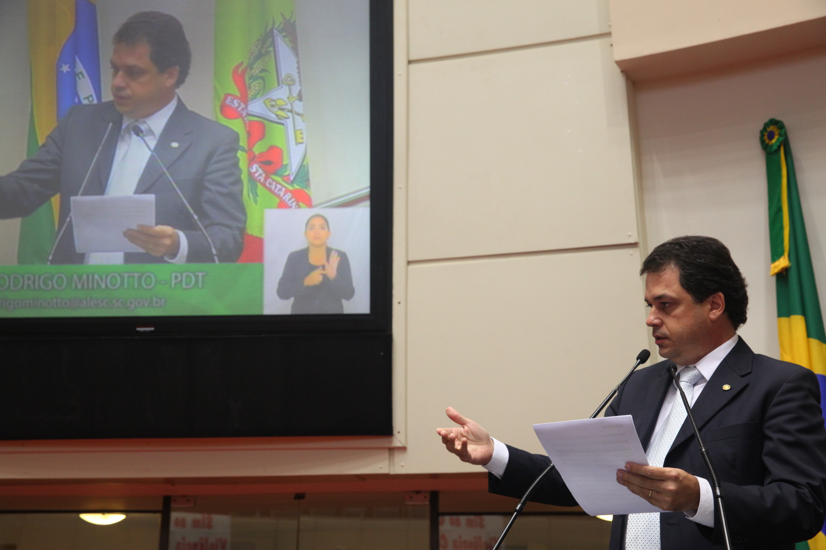 Deputado Rodrigo Minotto (PDT) Sessão Ordinária - Plenário.  Foto :Eduardo Guedes de Oliveira / Agência AL