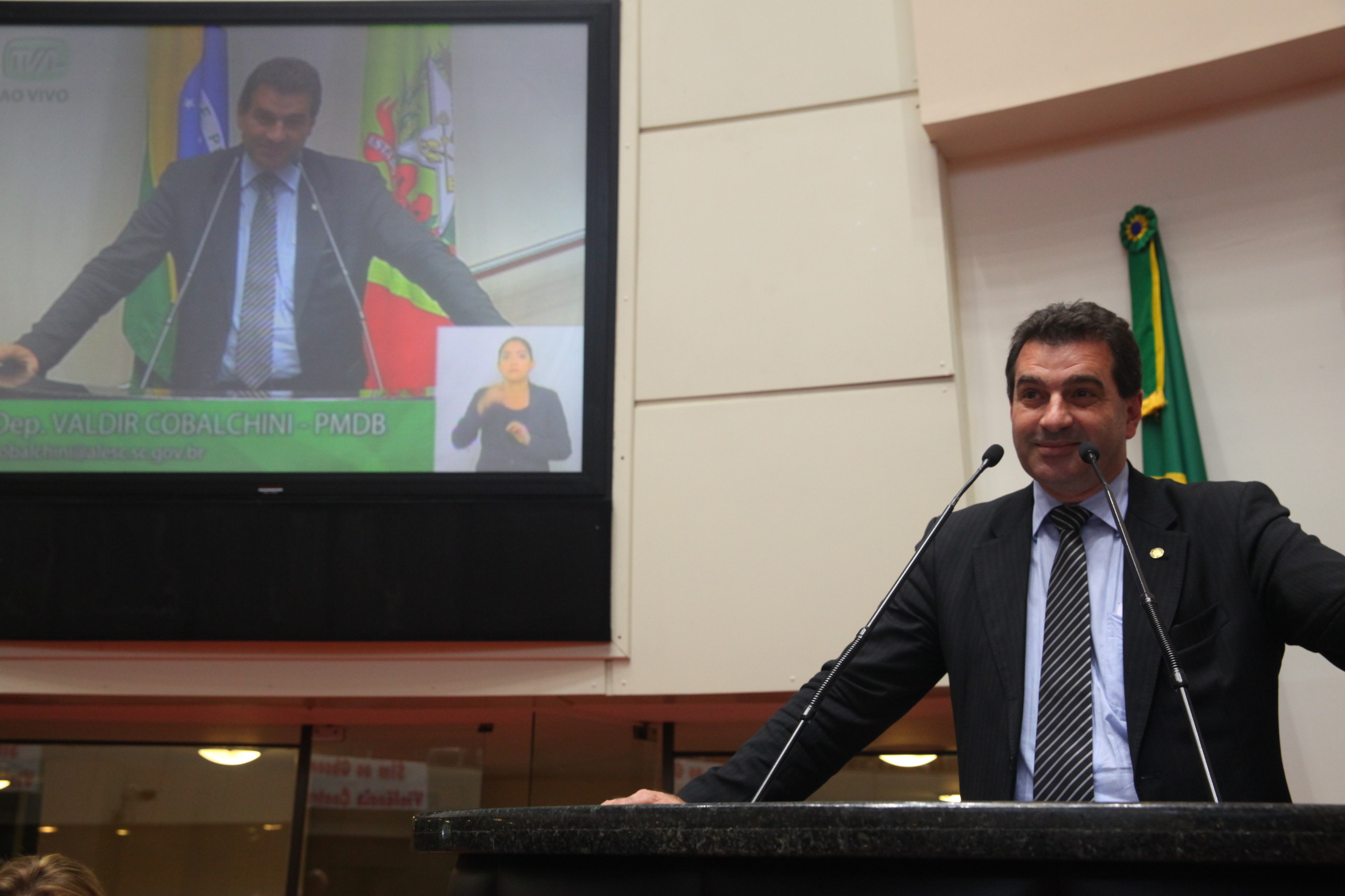 Deputado Valdi Colbachini (PMDB) Sessão Ordinária - Plenário.  Foto: Eduardo Guedes de Oliveira / Agência AL