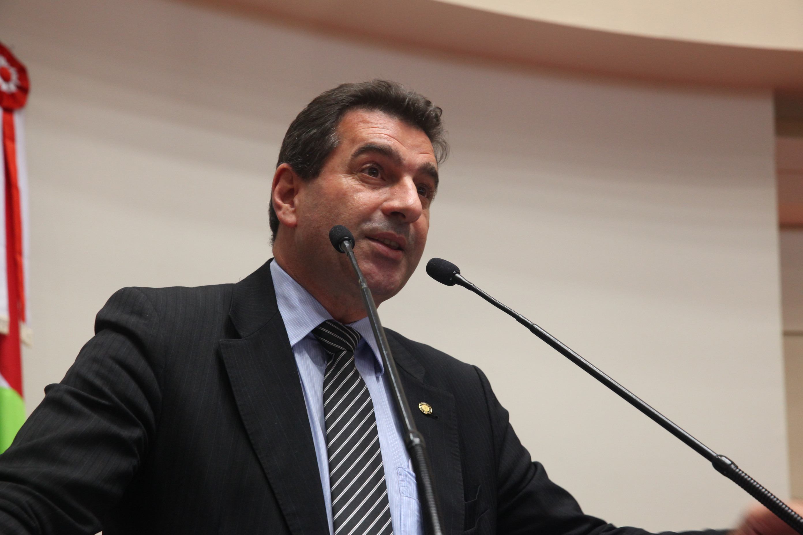 Deputado Valdi Colbachini (PMDB) Sessão Ordinária - Plenário.  Foto: Eduardo Guedes de Oliveira / Agência AL