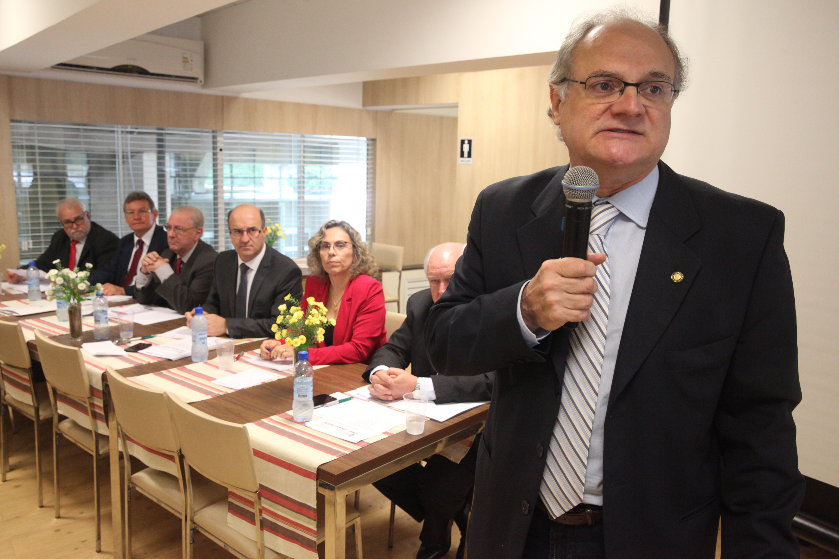 Debate Crise no Setor de Saúde. Foto: Fábio Queiroz / Agência AL