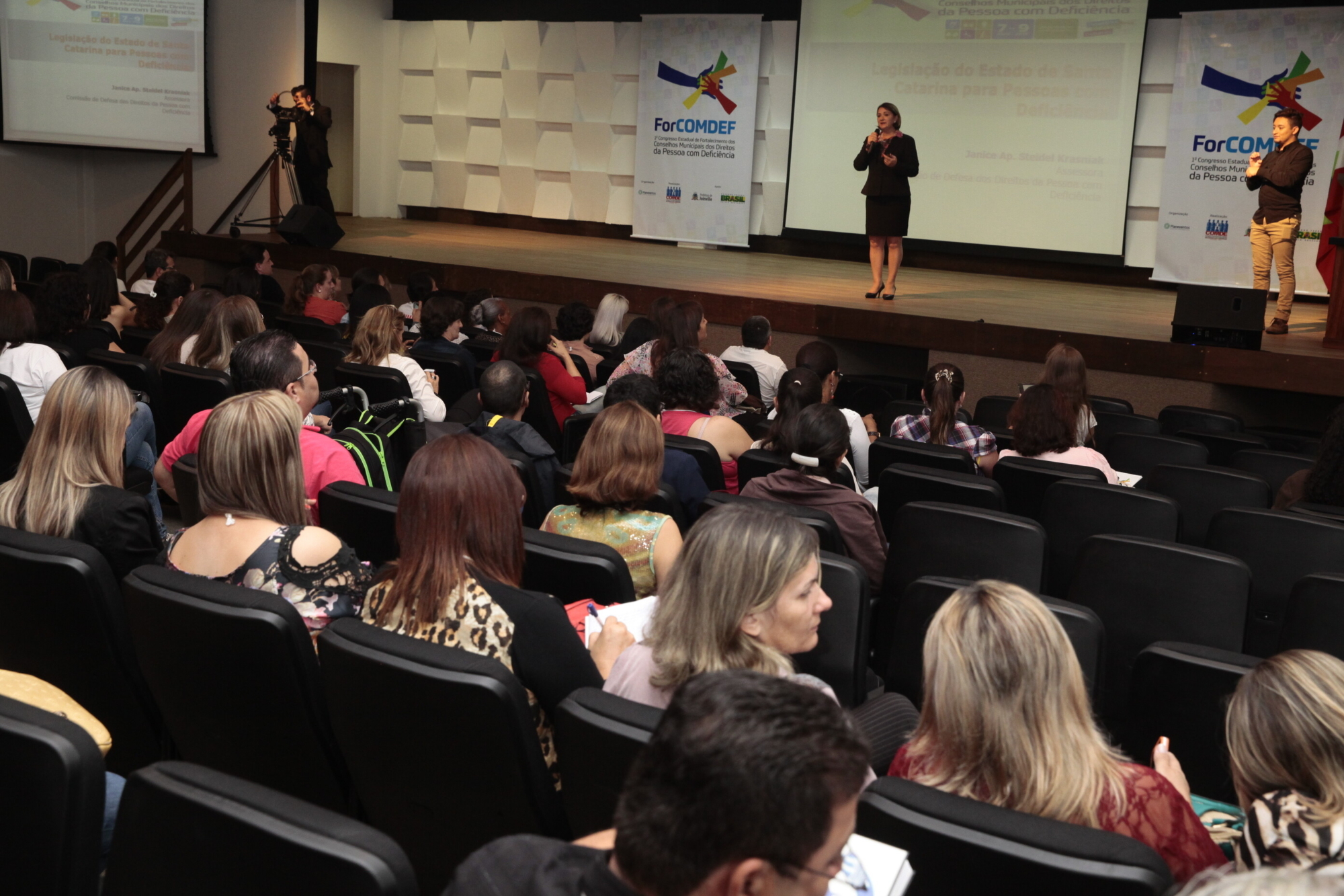 Congresso debate formação de conselhos de direitos da pessoa com deficiência