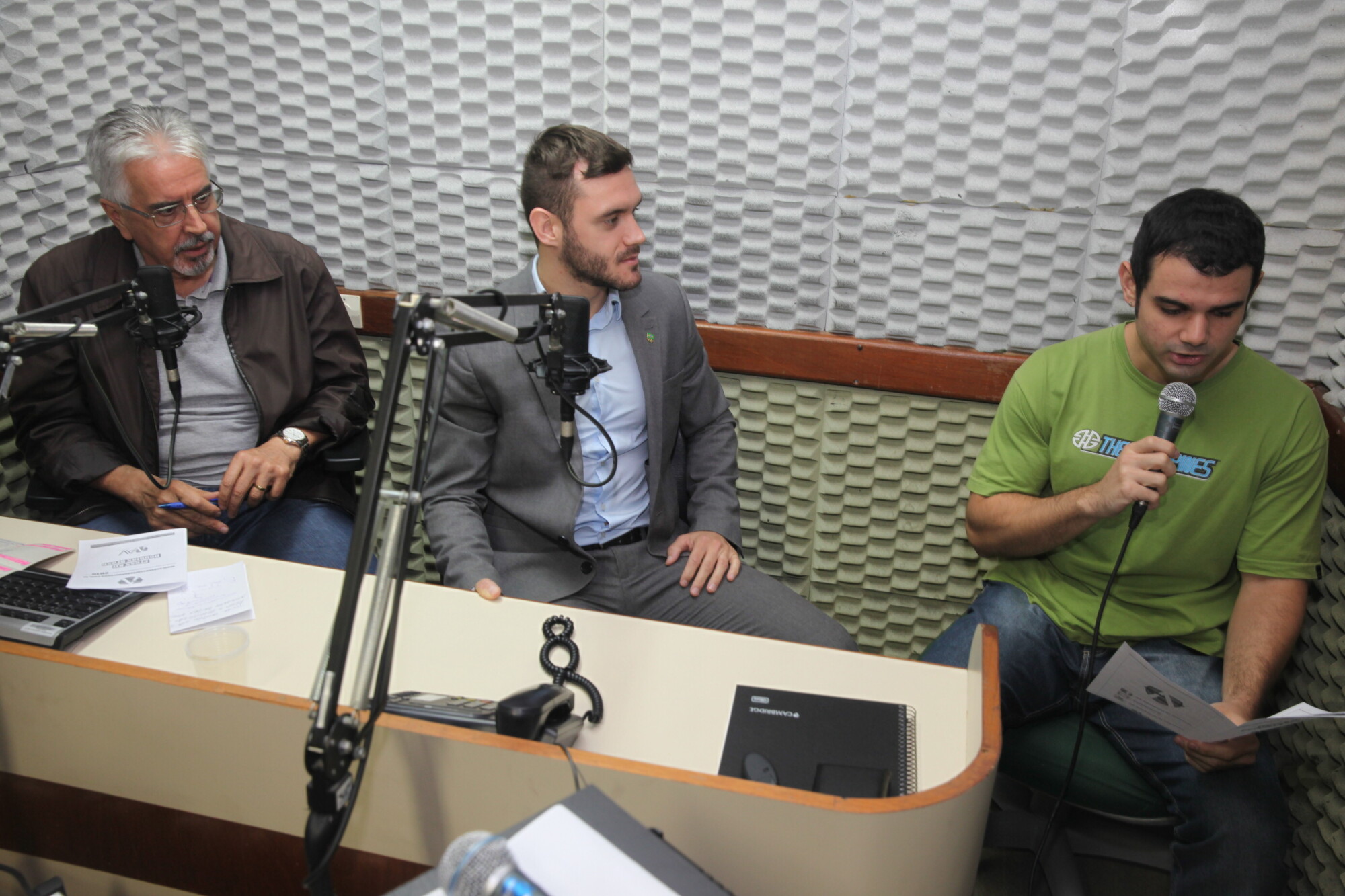 Campeão mundial de Karatê e comentarista Carlos Eduardo Lino são os convidados do Esporte na Rede 2