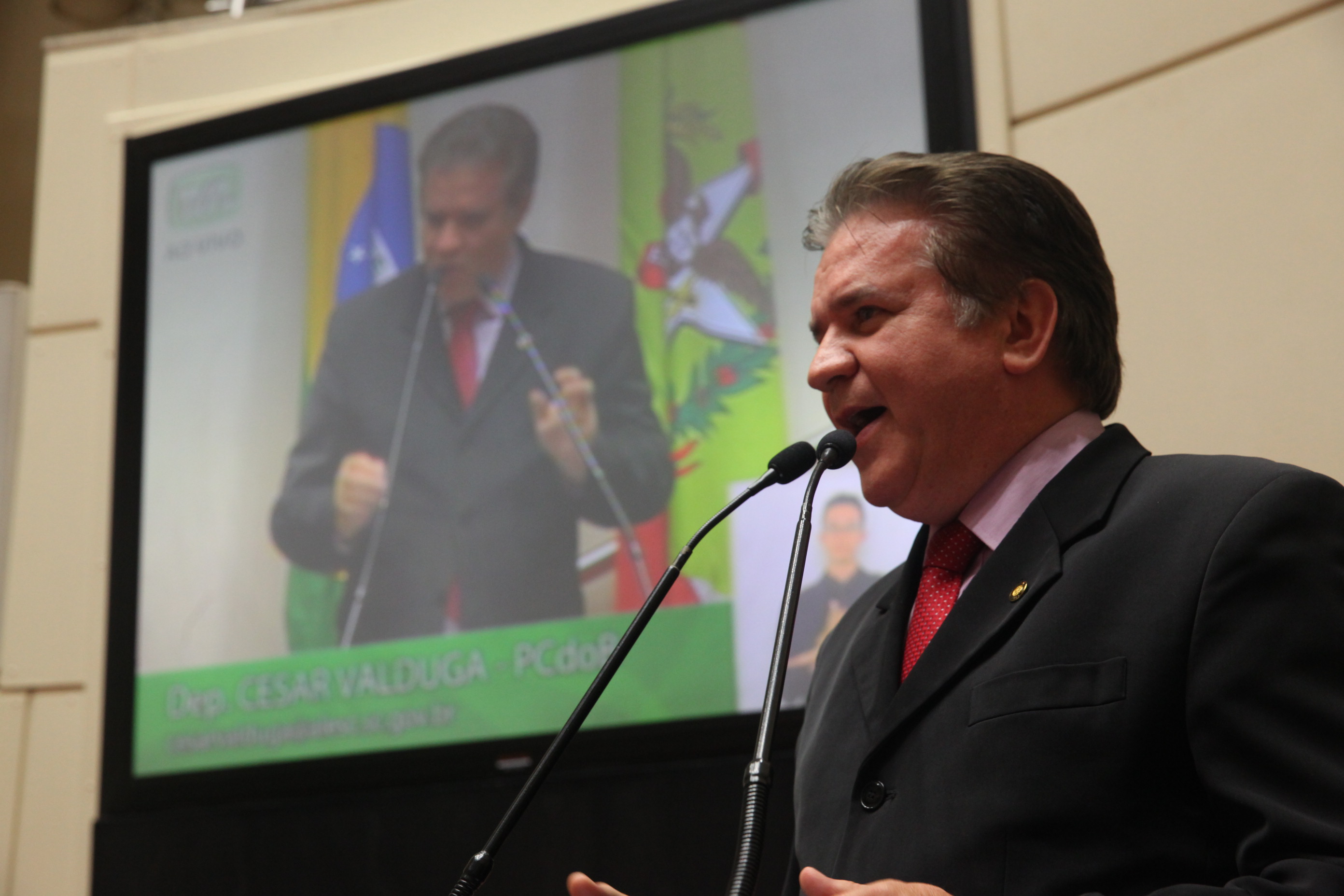 Deputado César Valduga (PCdoB) - Sessão Ordinária - Plenário Osni Régis. Fotos: Eduardo Guedes de Oliveira / Agência AL