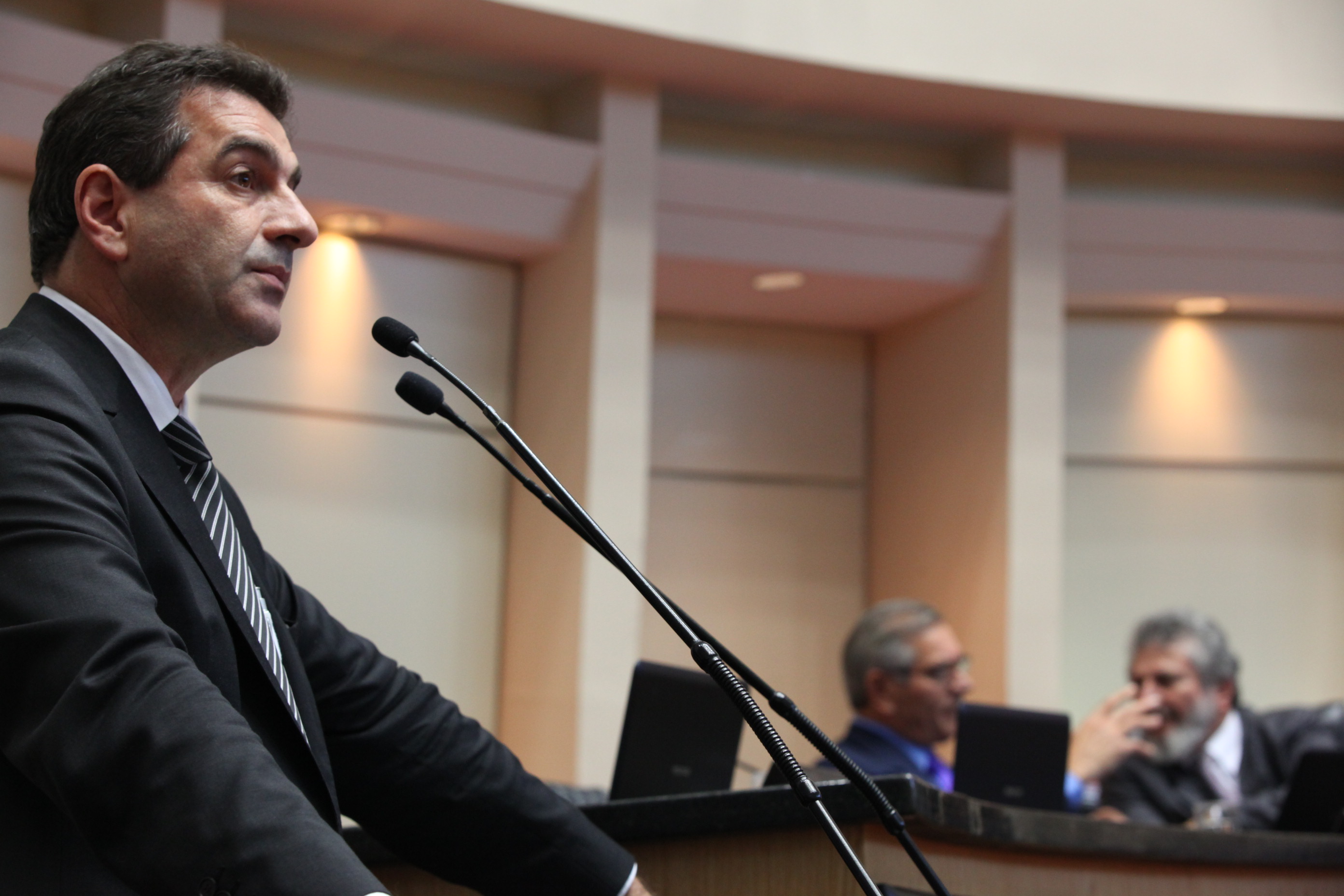 Deputado Valdir Cobalchini (PMDB) - Sessão Ordinária - Plenário. Foto: Eduardo Guedes de Oliveira / Agência AL