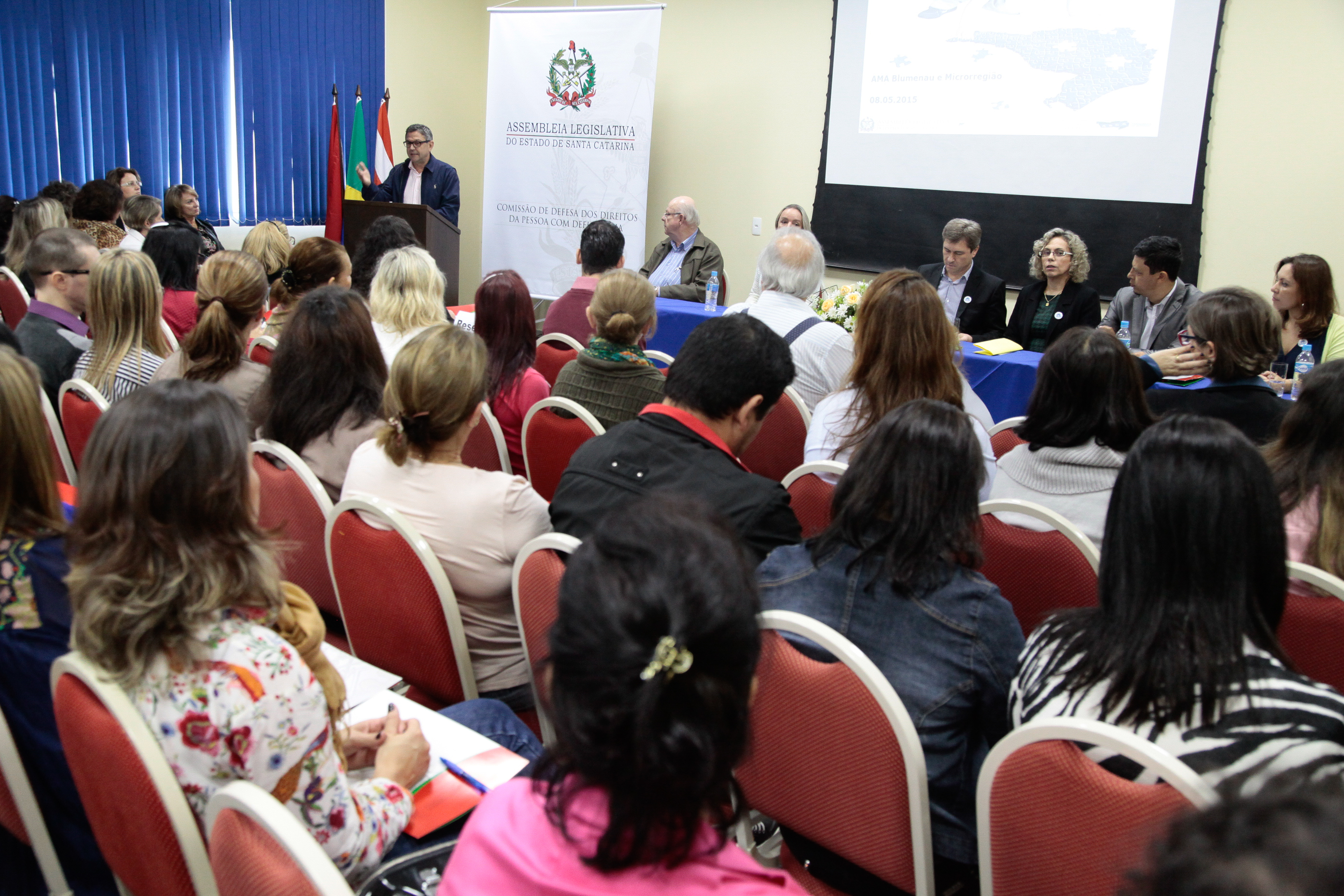 Seminário Descentralizado de Estudo e Conscientização sobre o Autismo - Blumenau.  Foto:Miriam Zomer/Agência AL