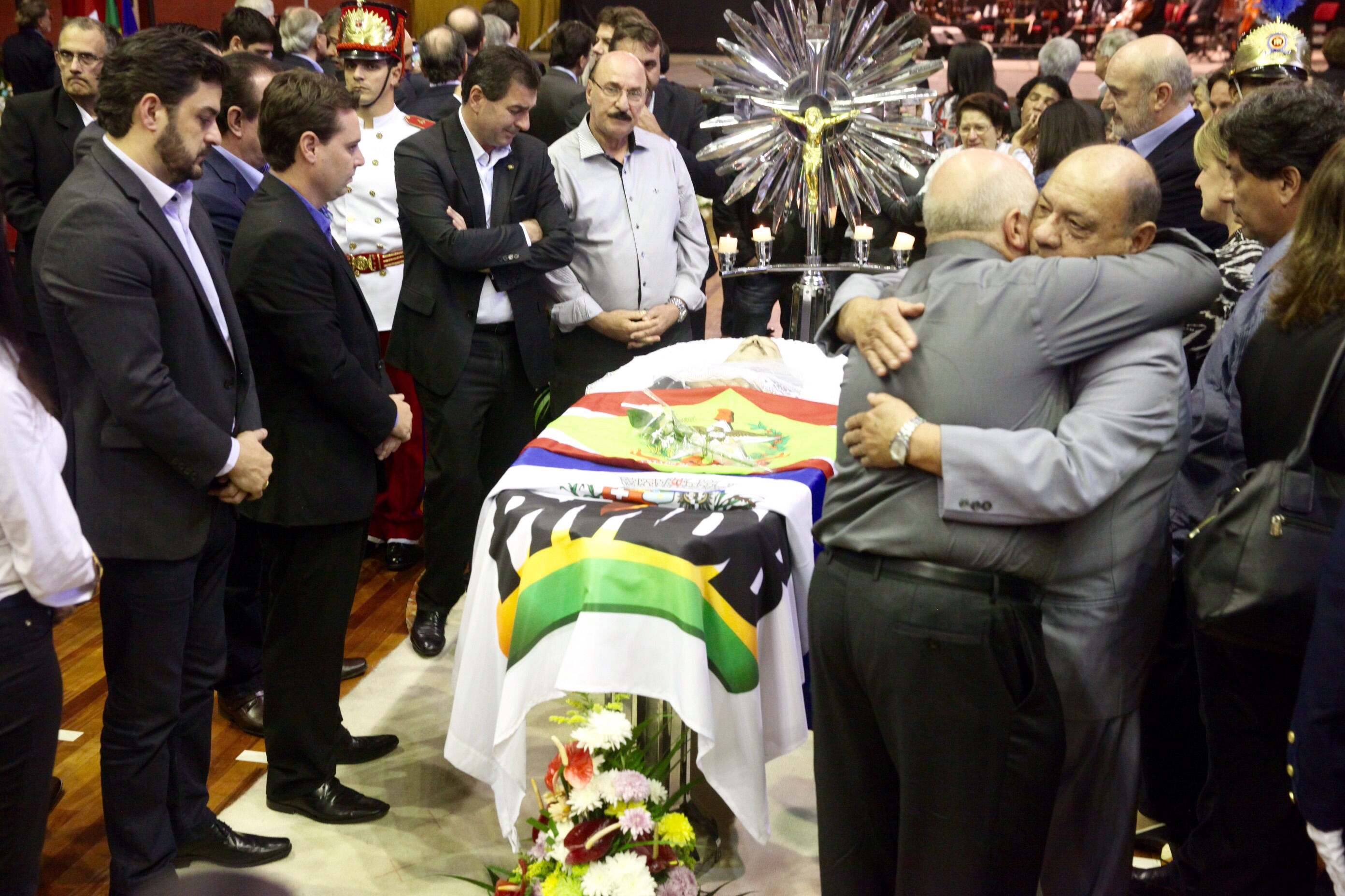 Velório do Senador Luiz Henrique da Silveira no Centreventos Cau Hansen de Joinville. Foto: Fábio Queiroz / Agência AL