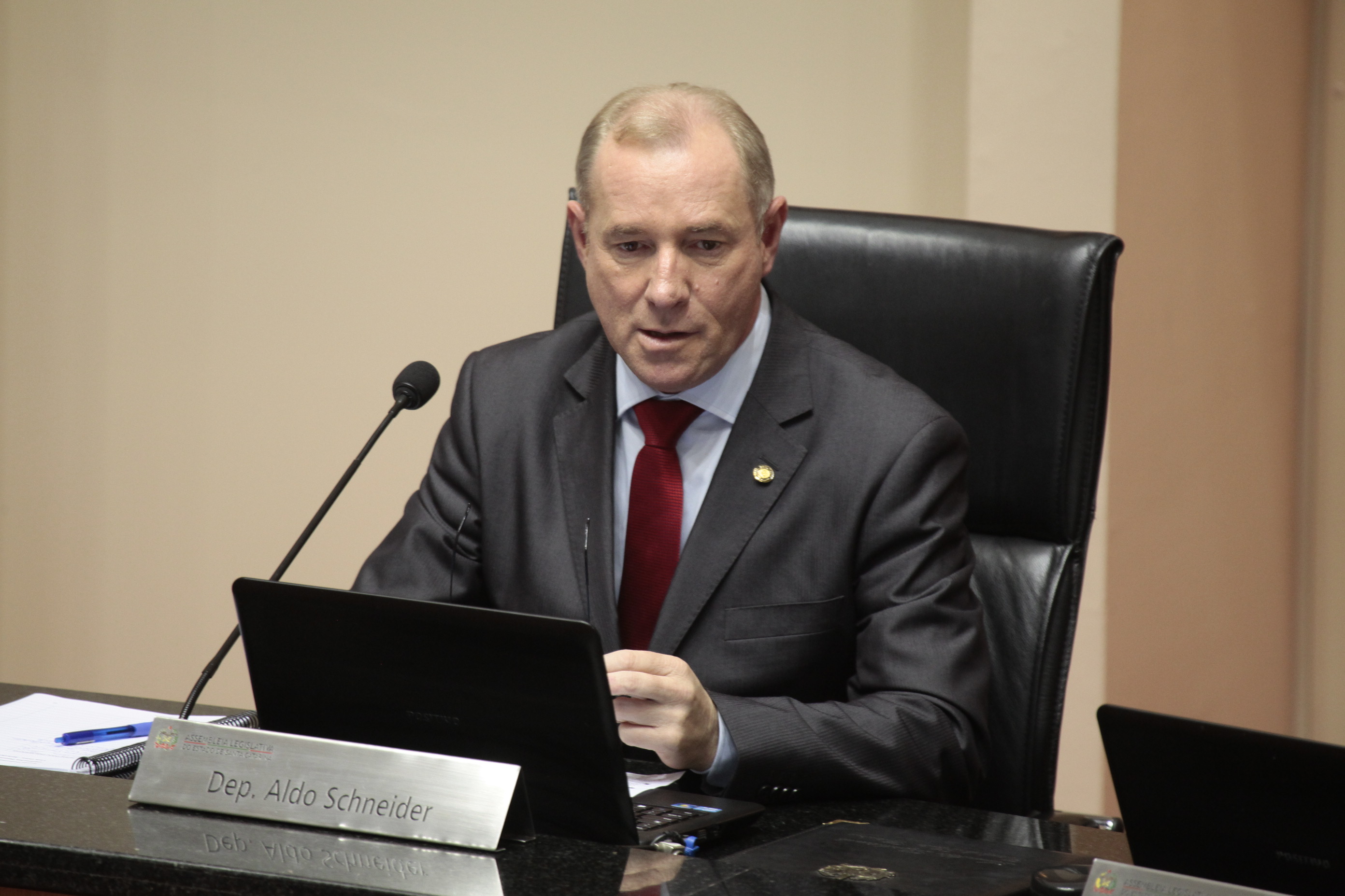Sessão Ordinária - Plenário Osni Régis Deputado Aldo Schneider - Foto: Miriam Zomer/Agência AL
