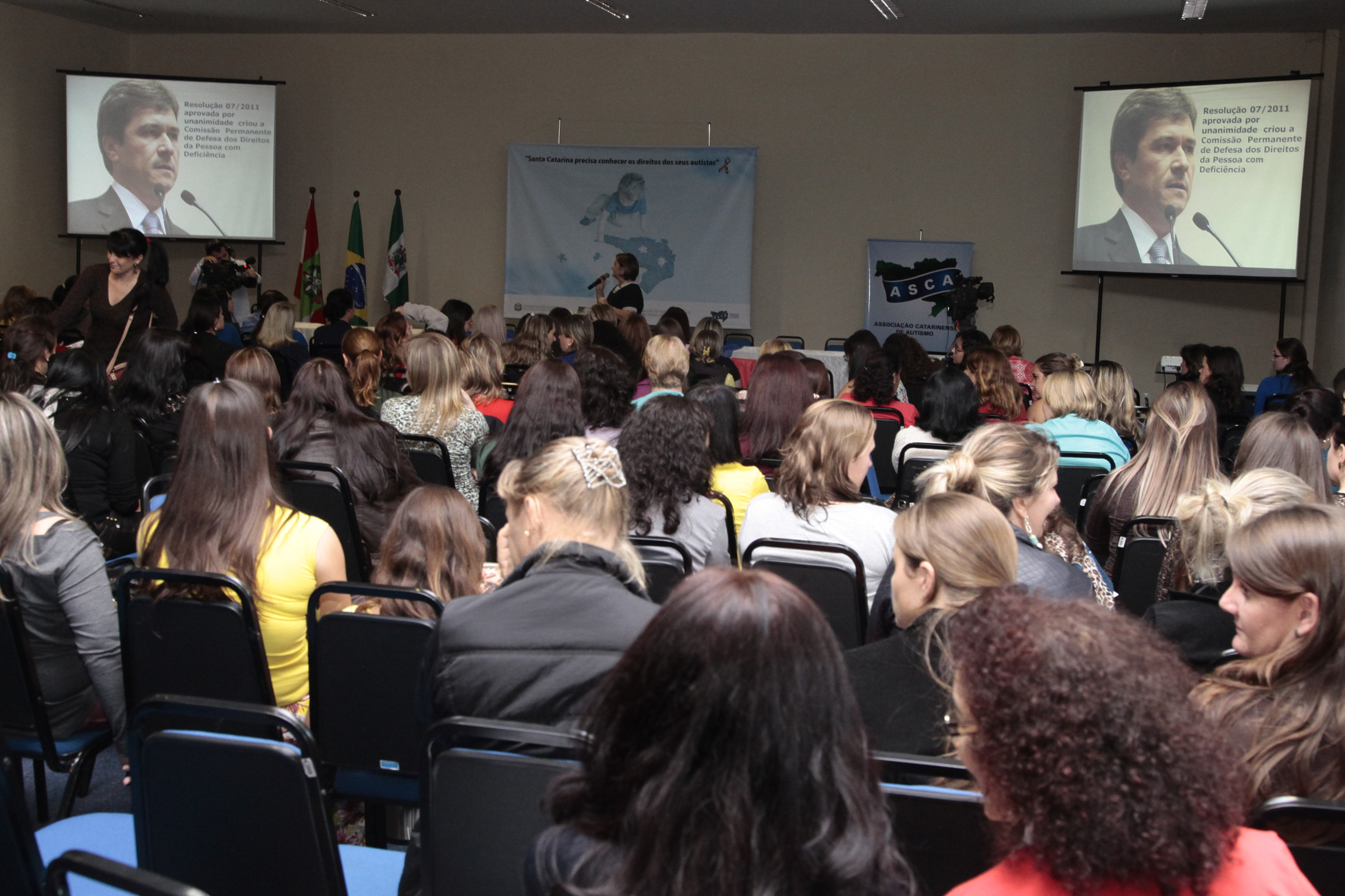 Seminário Descentralizado de Estudo e Conscientização sobre o Autismo - Janice Steidel Krasniak.  Chapecó.  Foto: Miriam Zomer/Agência AL