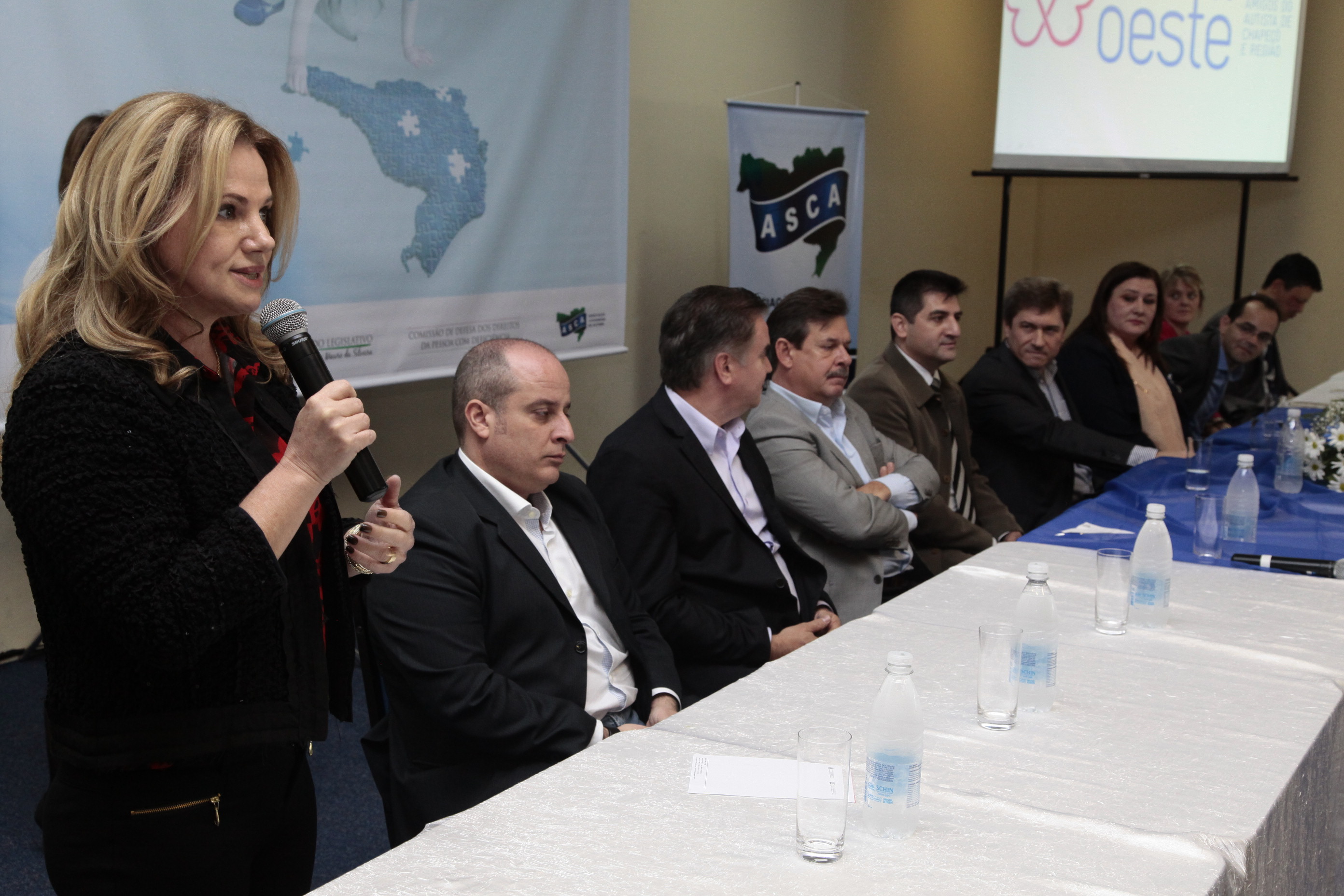 Seminário Descentralizado de Estudo e Conscientização sobre o Autismo - Chapecó.  Foto: Miriam Zomer/Agência AL