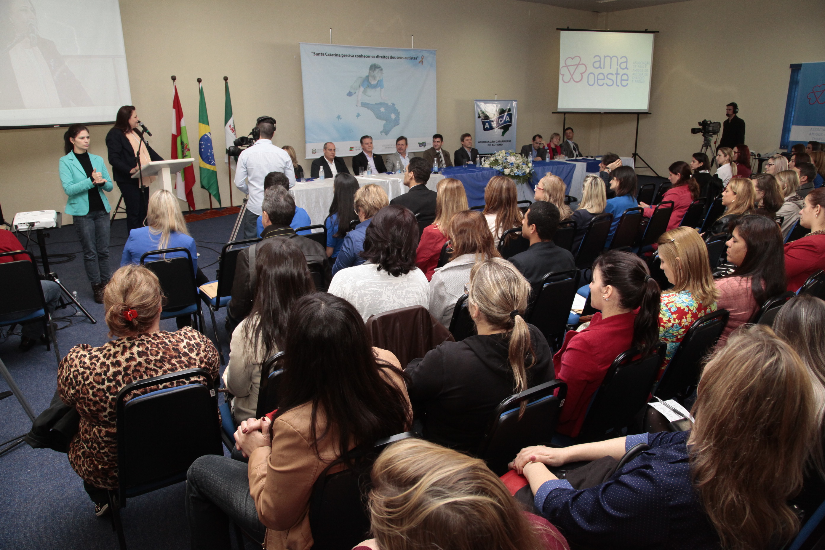 Seminário Descentralizado de Estudo e Conscientização sobre o Autismo - Chapecó.  Foto: Miriam Zomer/Agência AL