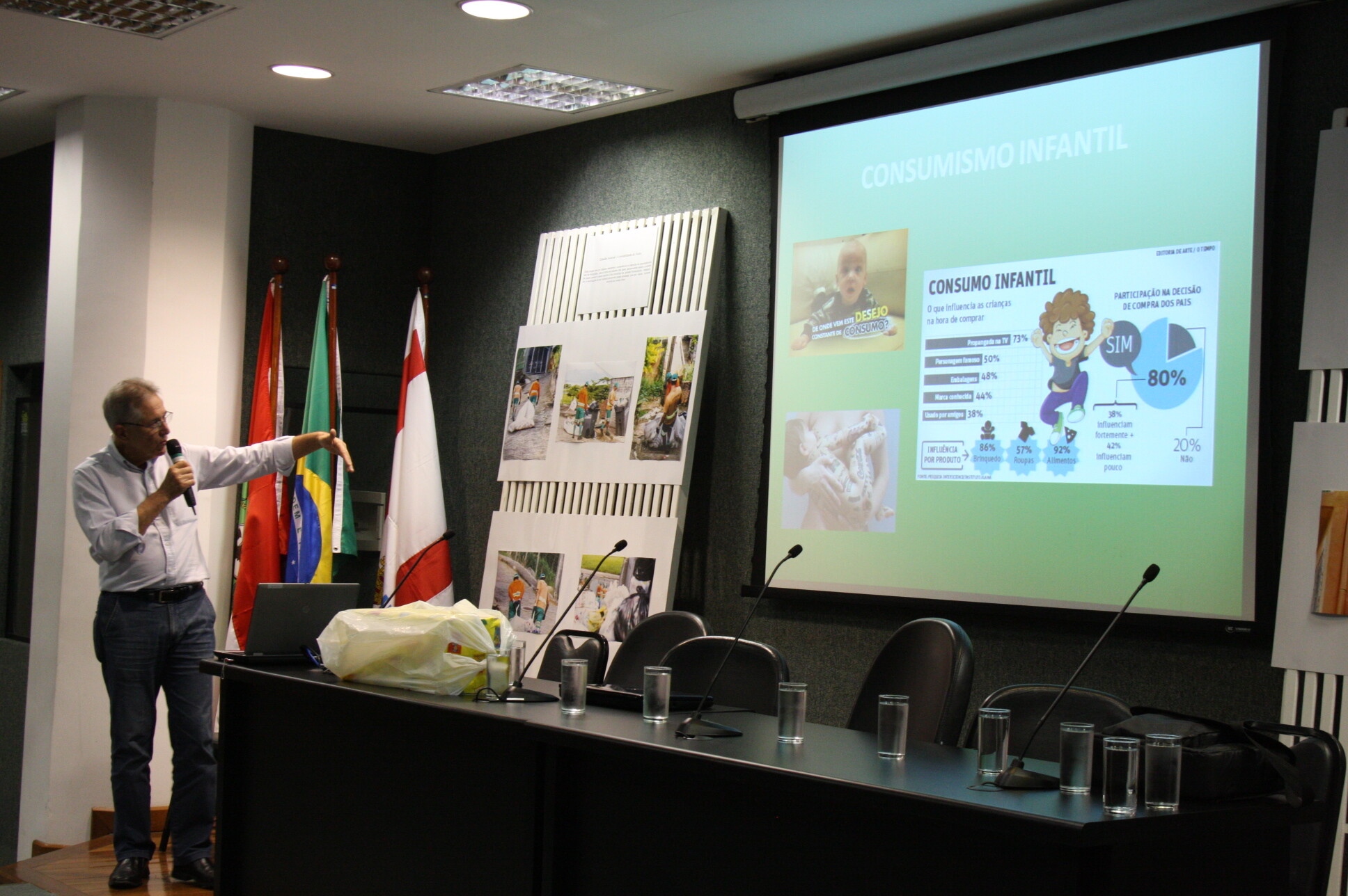 Assembleia sedia evento em comemoração ao Dia do Gari