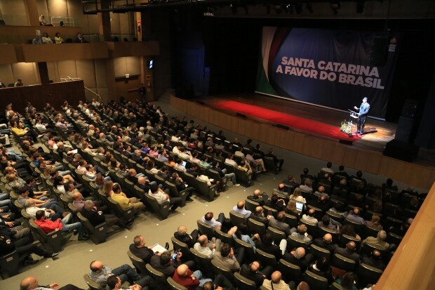Ministro da Fazenda aponta diferencial de Santa Catarina em palestra na Capital. FOTO: Julio Cavalheiro / Secom
