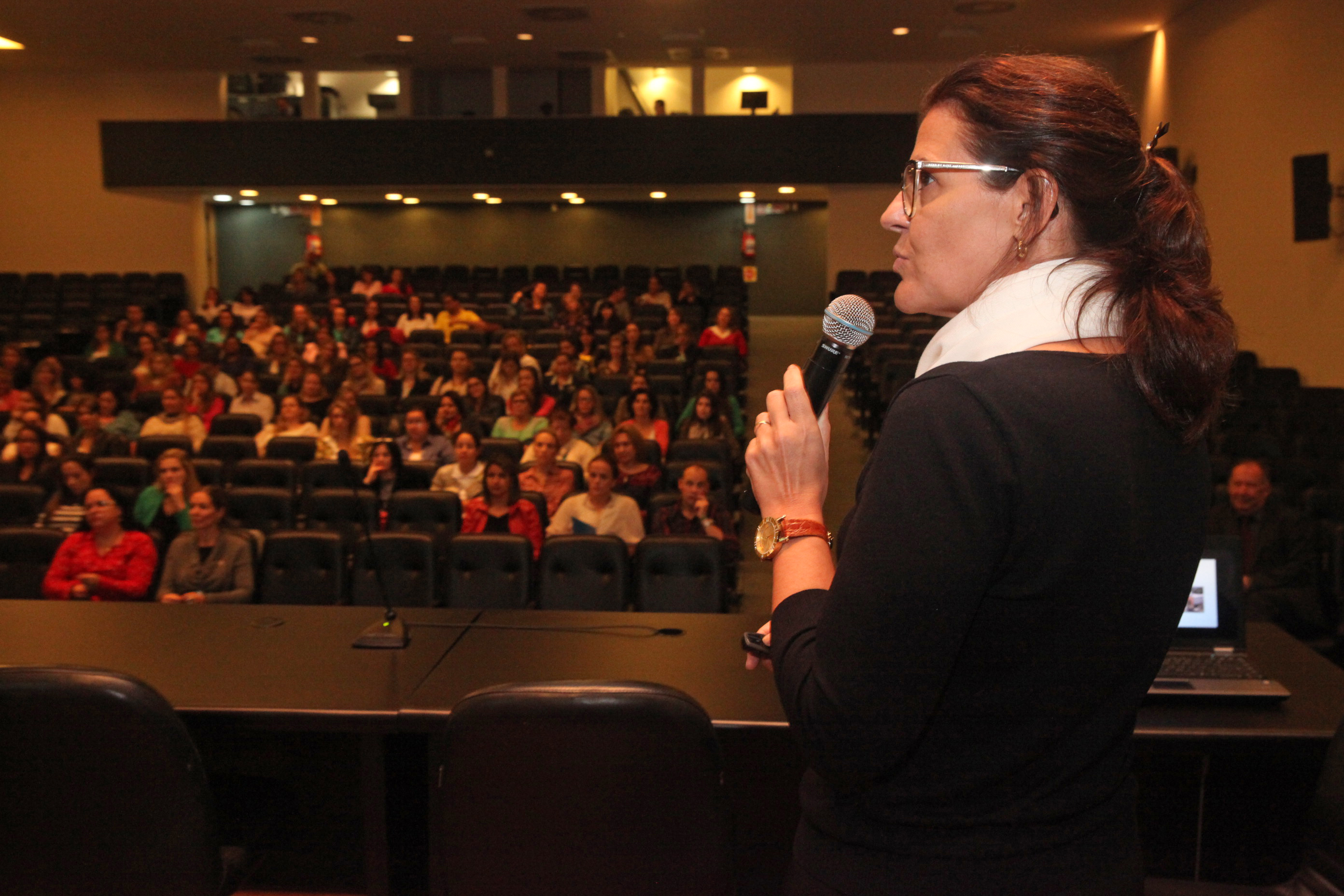 Dra. Ana Maria Furkim. Comissão de Defesa dos Direitos da Pessoa com Deficiência promove o Seminário: Dificuldades de Deglutição. Foto: Fábio Queiroz / Agência AL