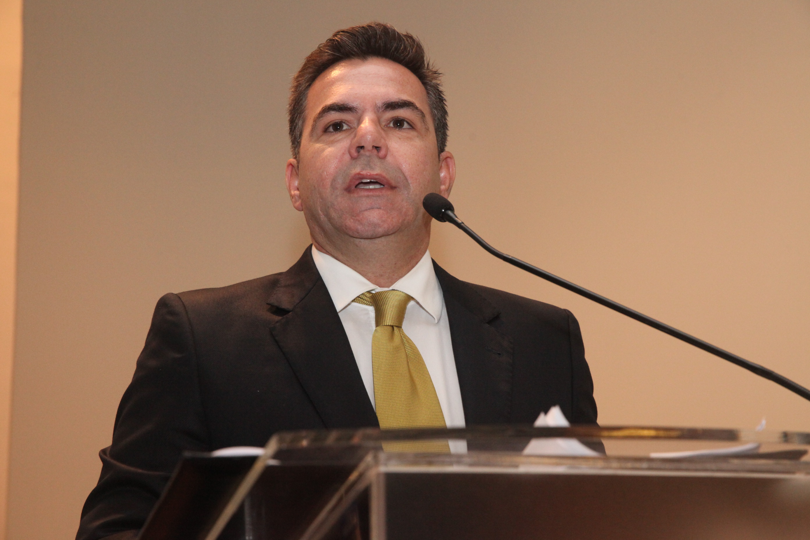 Deputado Luiz Fernando Vampiro (PMDB). Comissão de Defesa dos Direitos da Pessoa com Deficiência promove o Seminário: Dificuldades de Deglutição. Foto: Fábio Queiroz / Agência AL
