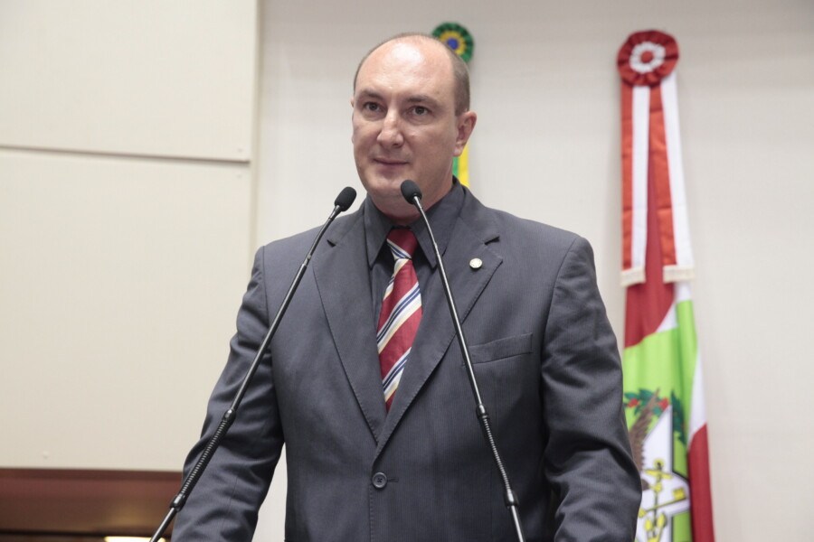 Deputado Mauro de Nadal quer que parlamentares em Brasília avaliem demarcação de terras indígenas FOTO: Eduardo Guedes de Oliveira/Agência AL